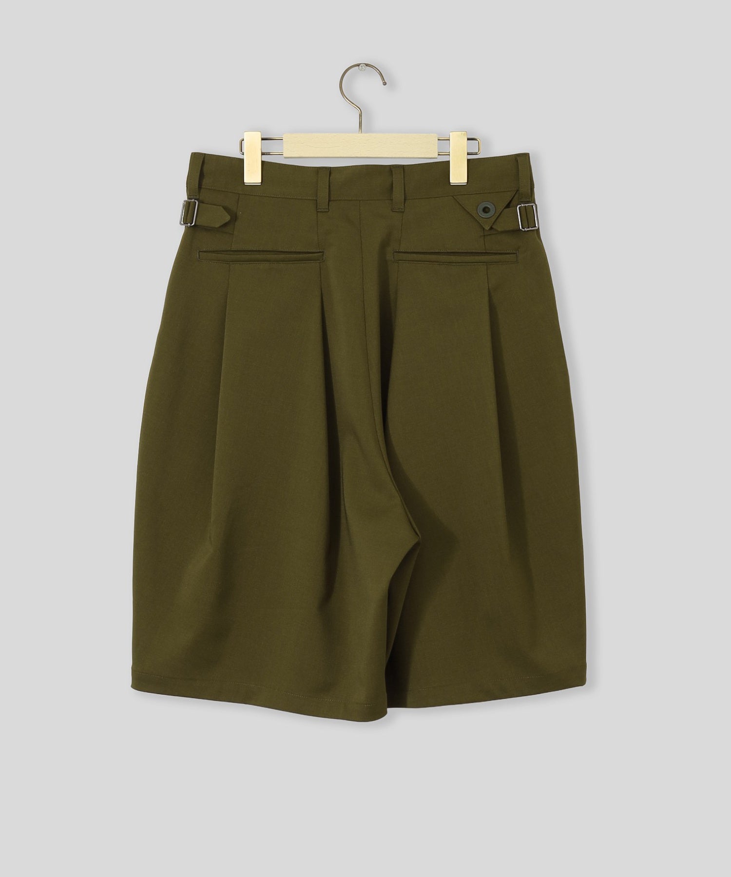 WHITE MOUNTAINEERING/ホワイトマウンテニアリング/8 TUCK WIDE SHORT PANTS WM2671403