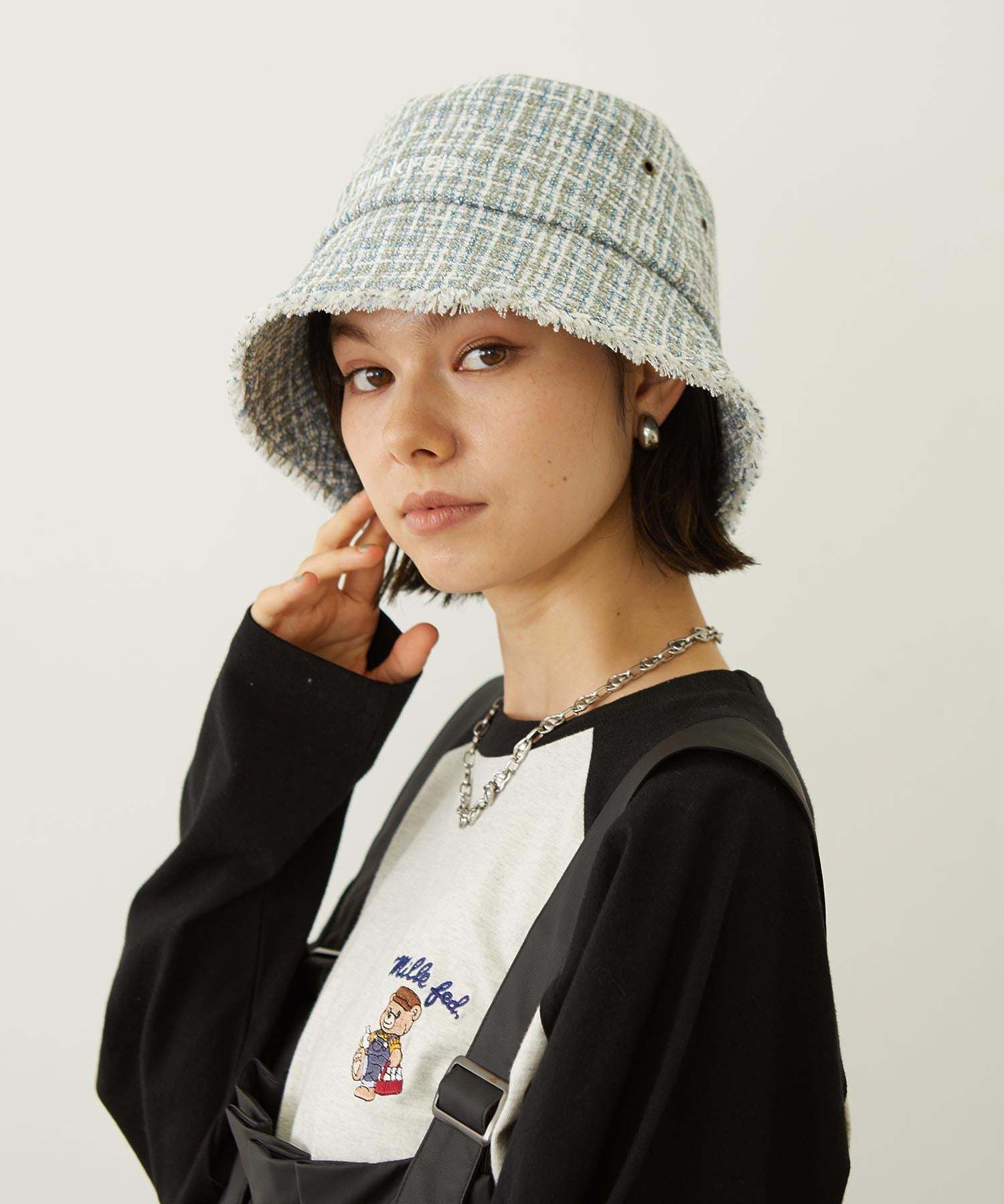 TWEED FRINGE BUCKET HAT