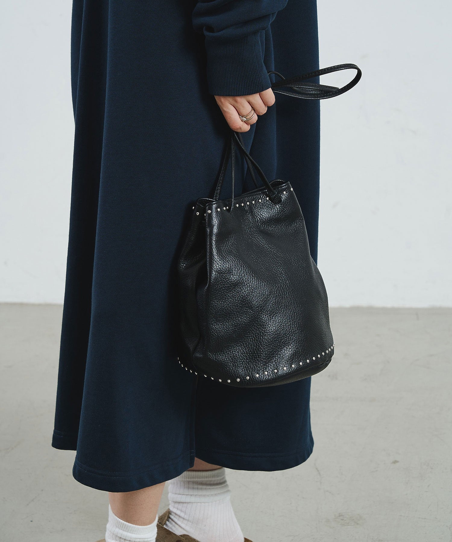MILLELA FIRENZE/STUDS DRAWSTRING BAG
