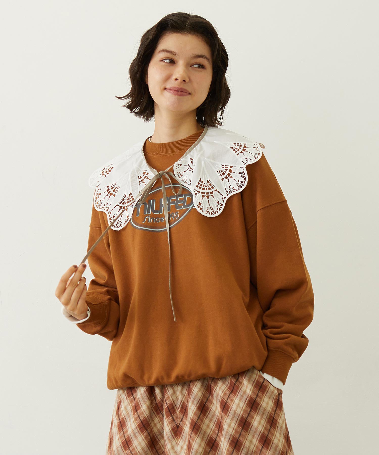 CIRCLE LOGO SWEAT TOP