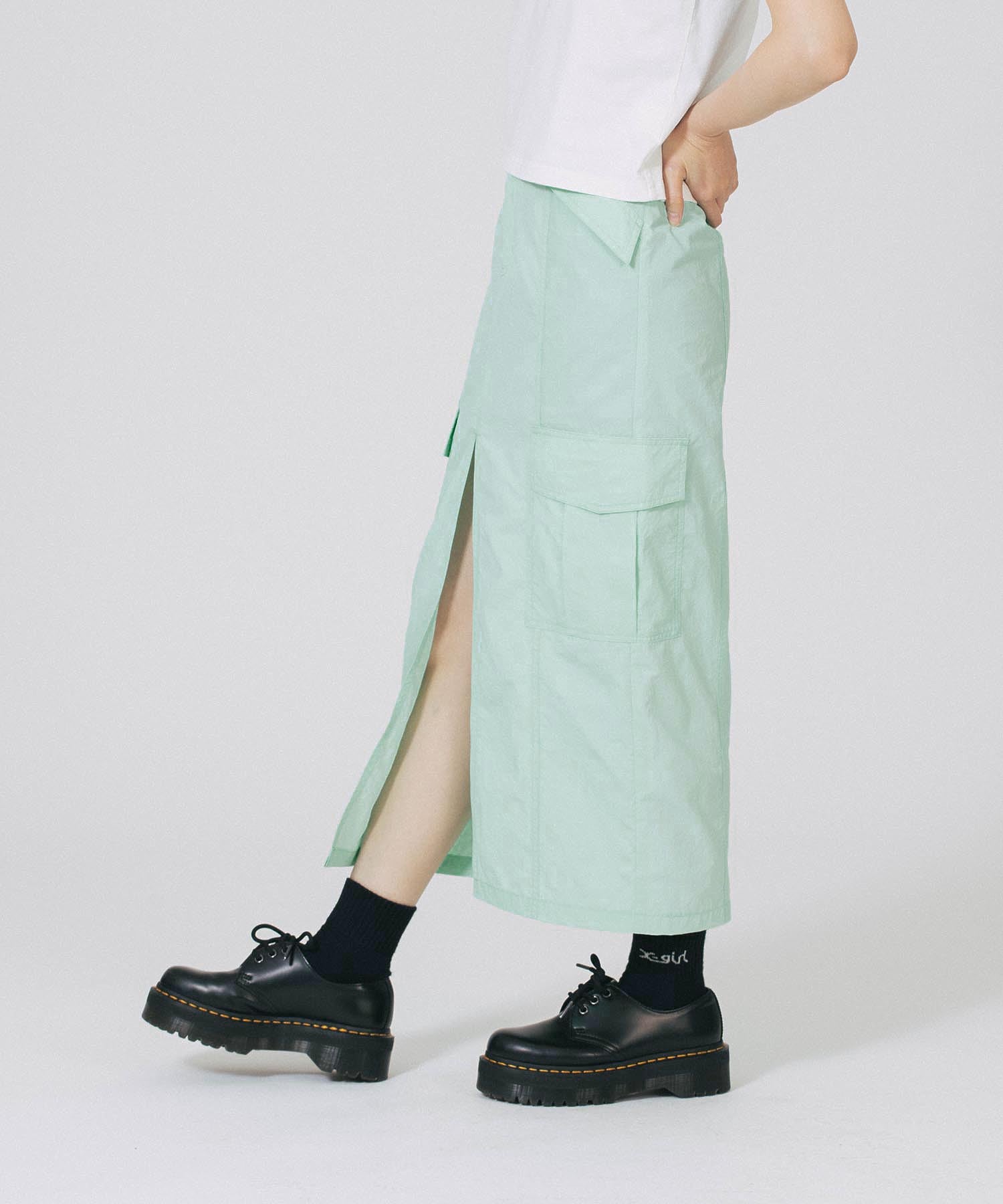 LIGHTWEIGHT CARGO SKIRT
