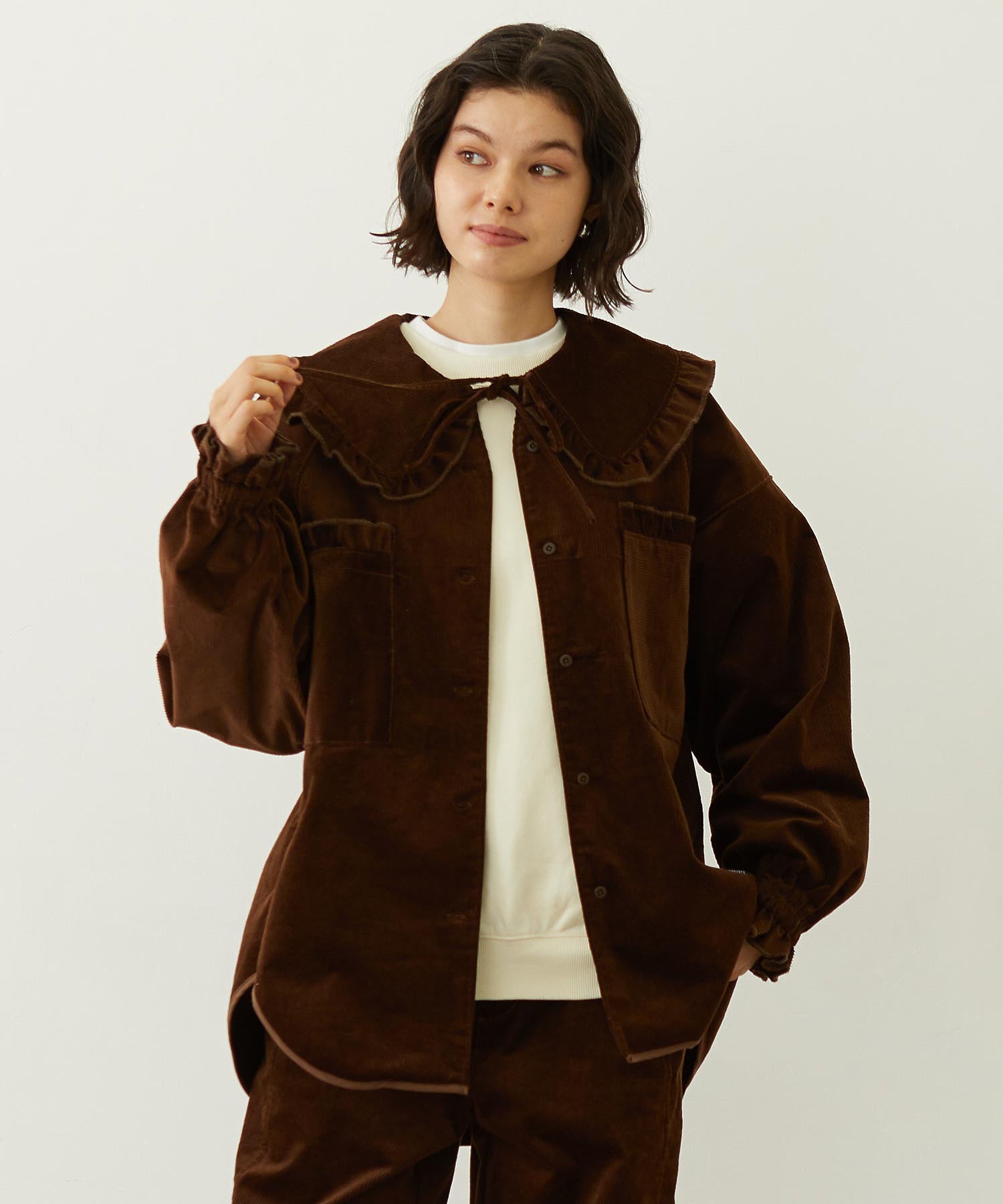 BIG COLLAR CORDUROY SHIRT