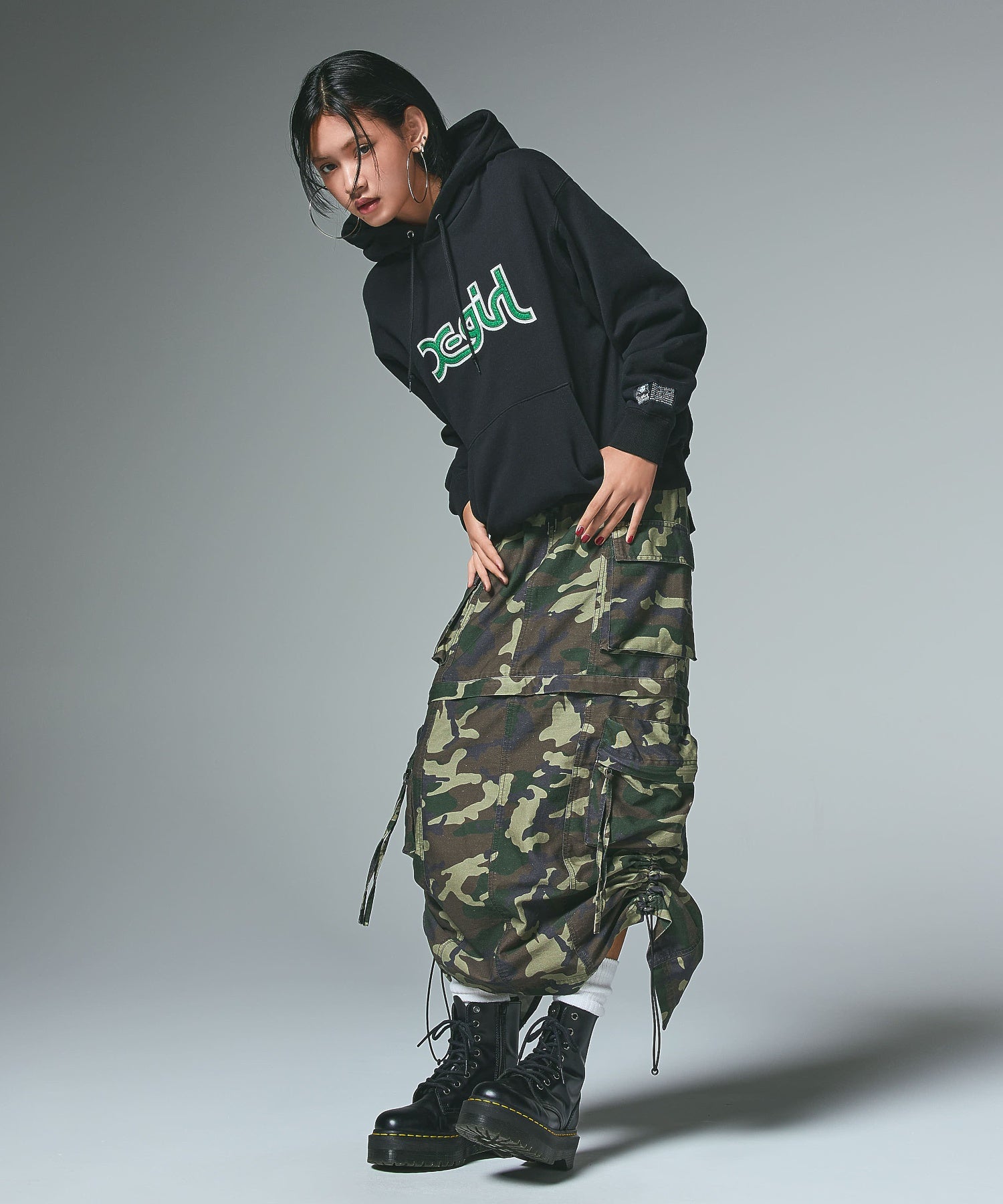 MILLS LOGO LAYERED PATCH SWEAT HOODIE