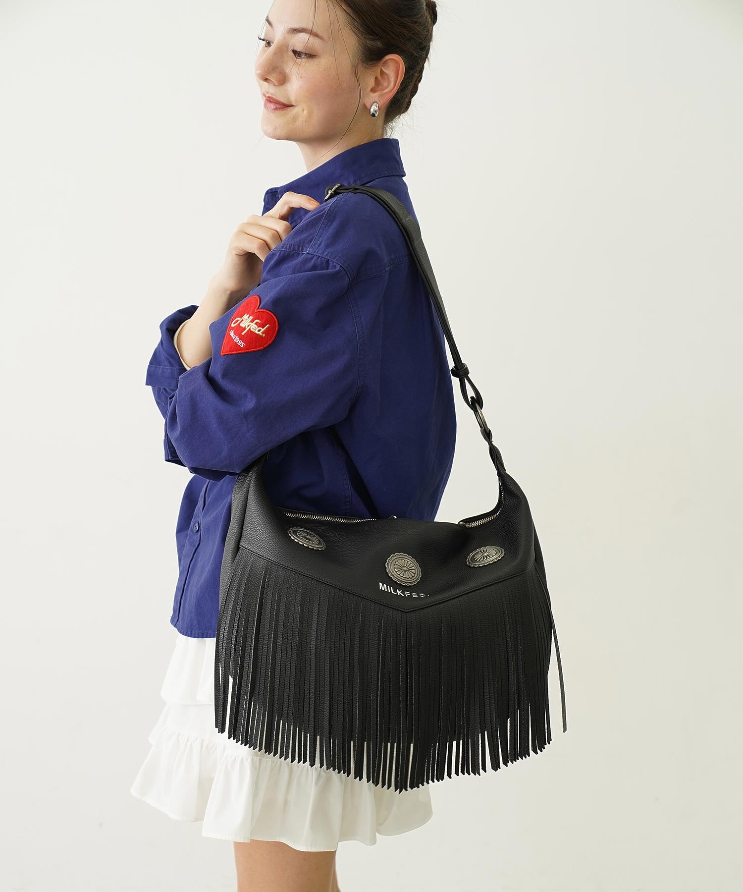 FRINGE SHOULDER BAG