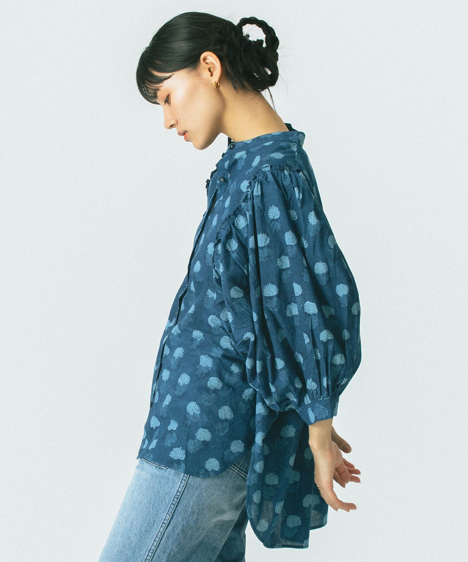 GENE HEAVENS/INDIGO FLOWER SHIRTS