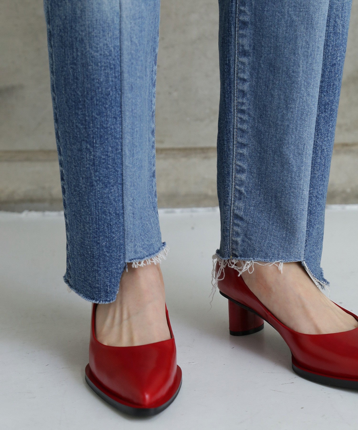AUTHEN/CIRCULAR DENIM TAPERED LEG-REBUILD