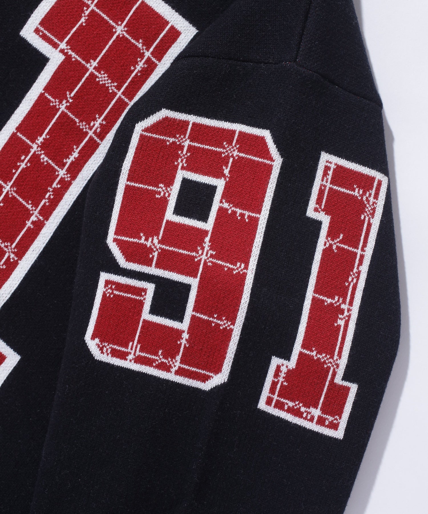 JACQUARD BARBED WIRE ZIP KNIT