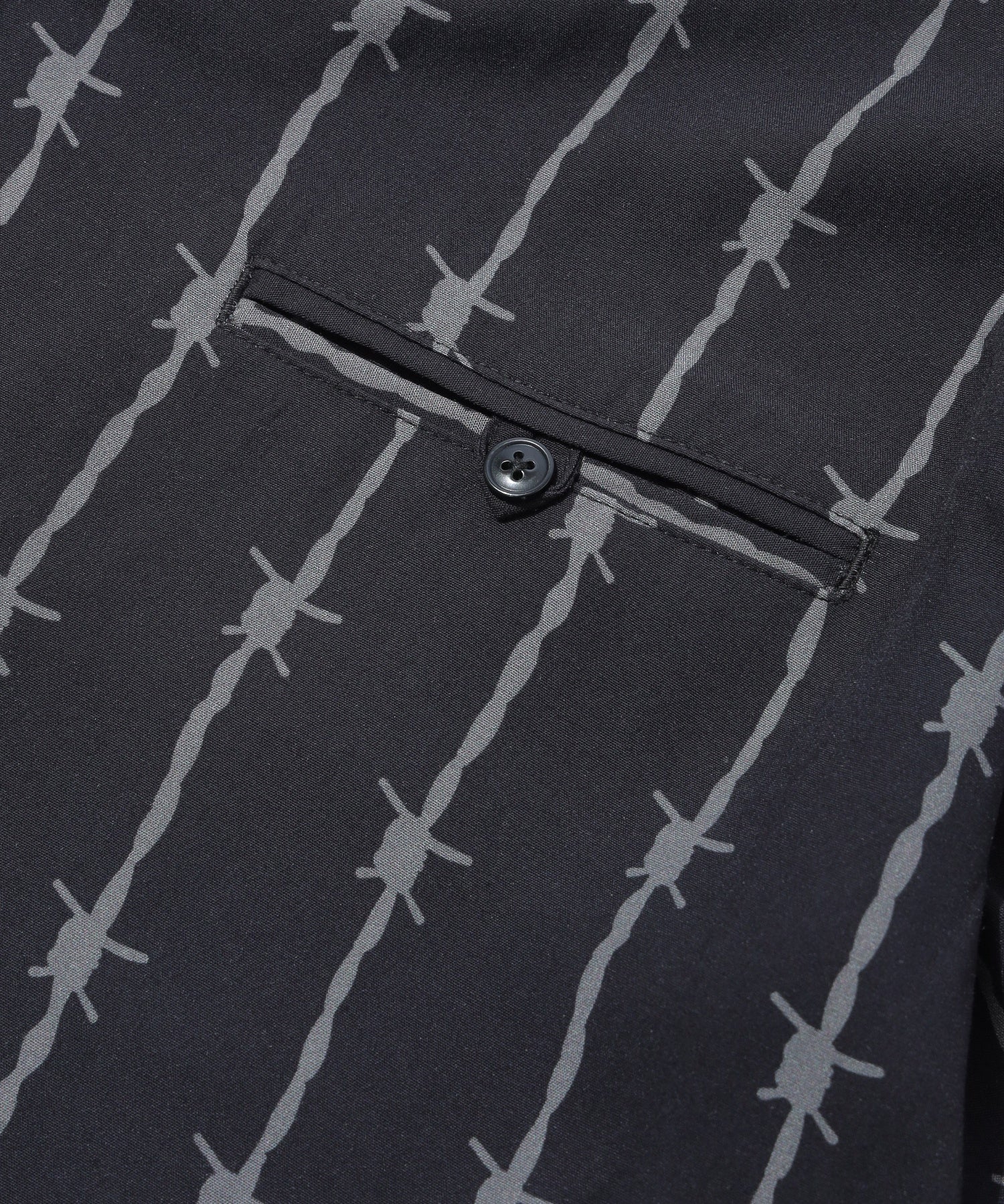 BARBED WIRE S/S OPEN COLLAR SHIRT