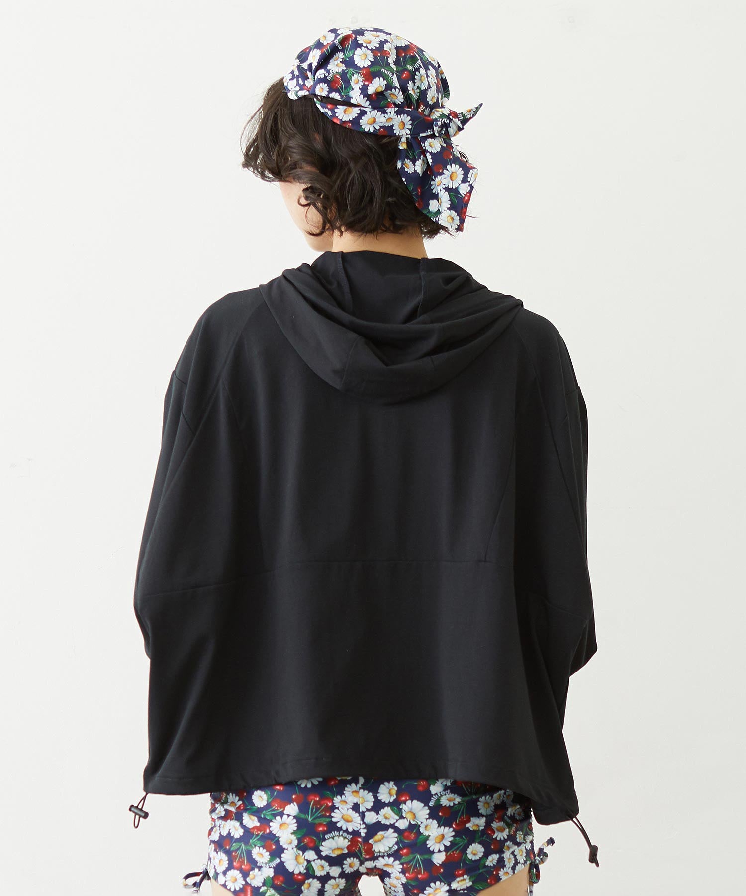 RASH GUARD ZIP HOODIE