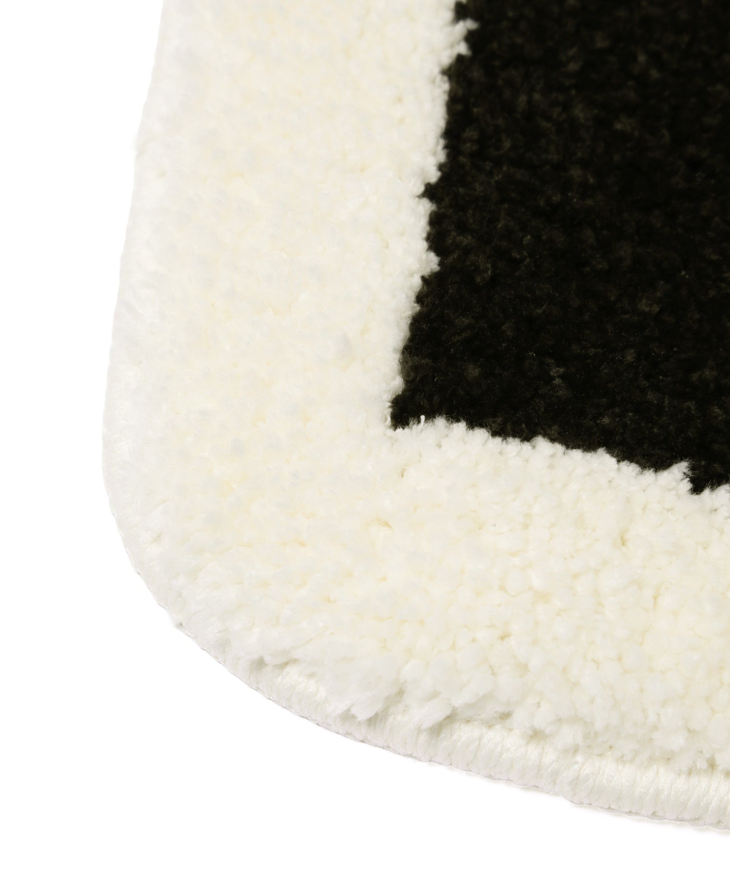 【BLACK & GOLD会員限定】FACE RUG