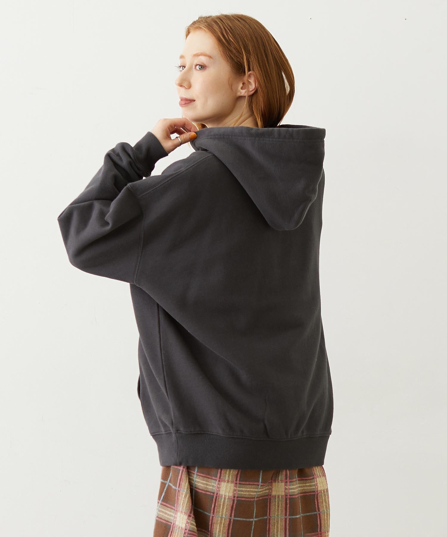 STITCHED LOGO SWEAT HOODIE