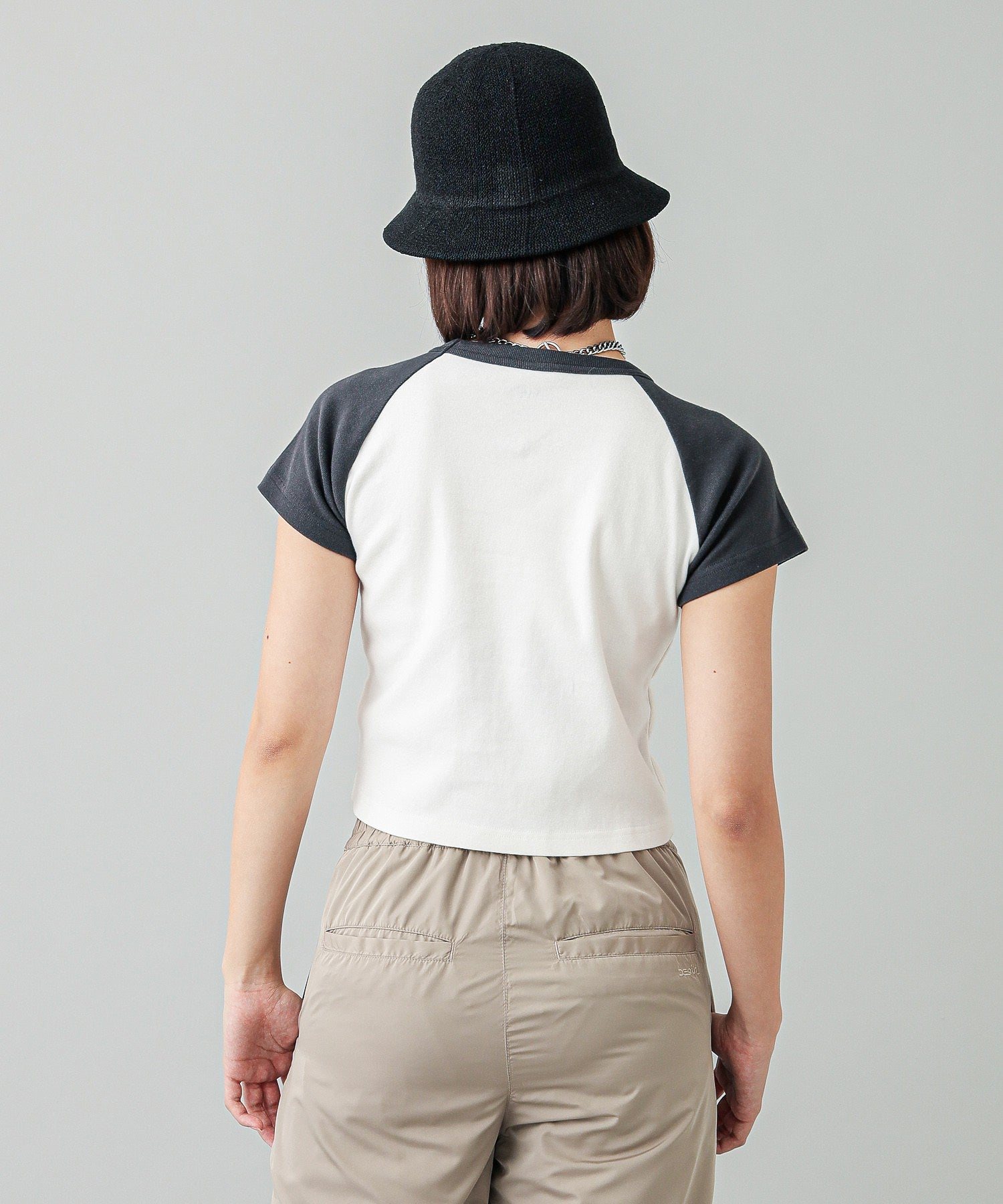 LOGO BUCKET HAT