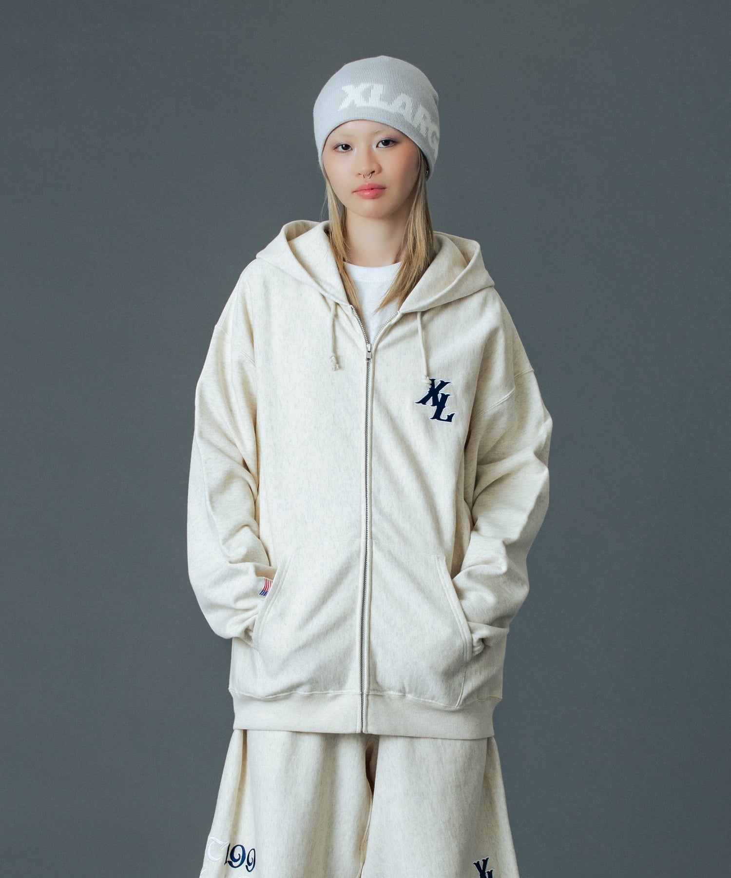 MODEL 身長167cm / 着用サイズ：Lサイズ