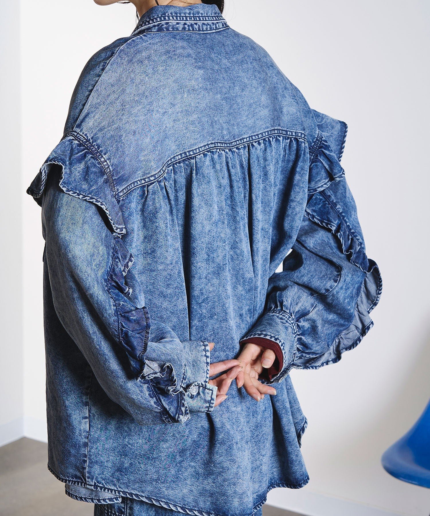 LIGHT OZ FRILL DENIM SHIRT