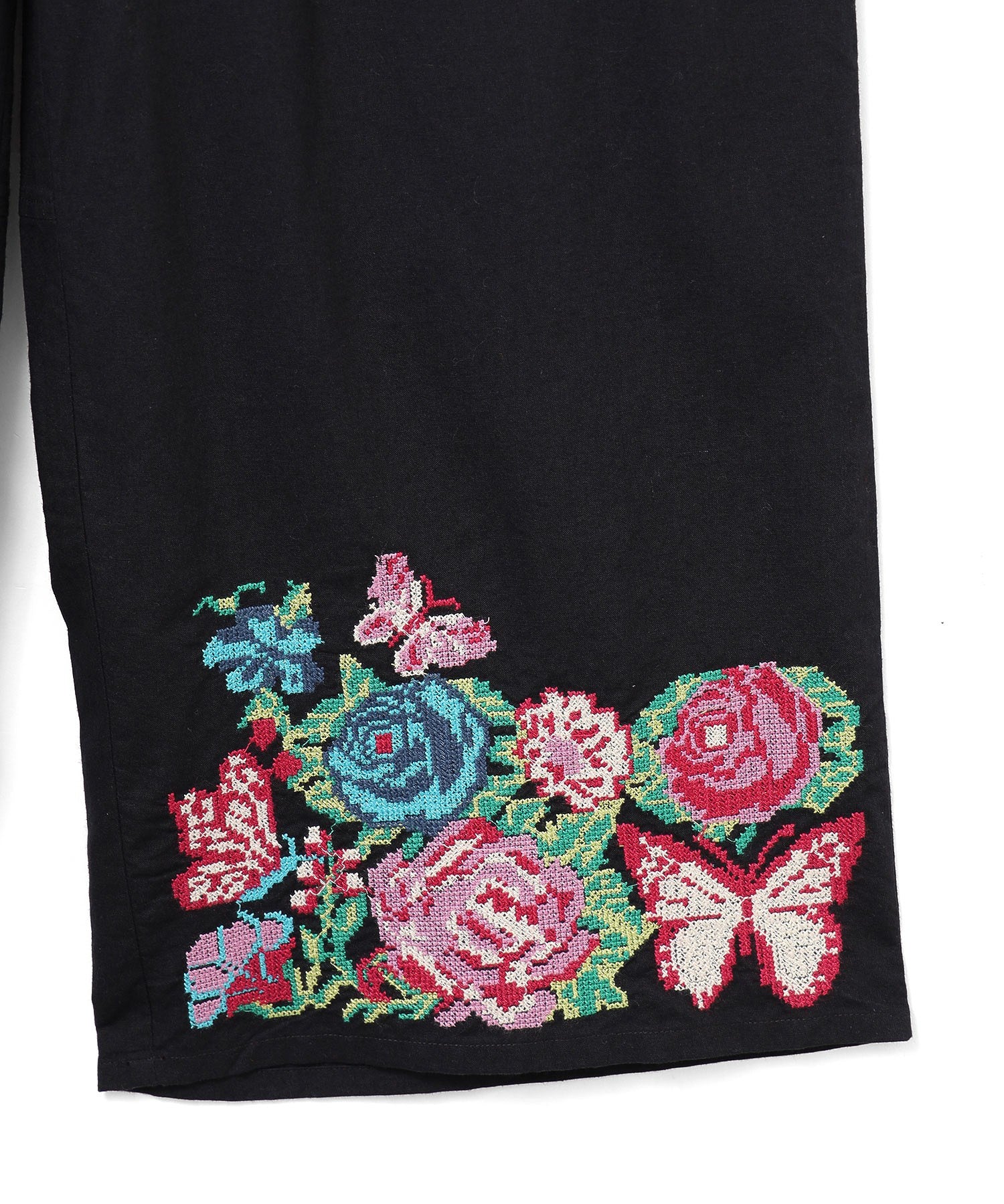 FLOWER EMBROIDARY EASY PANTS