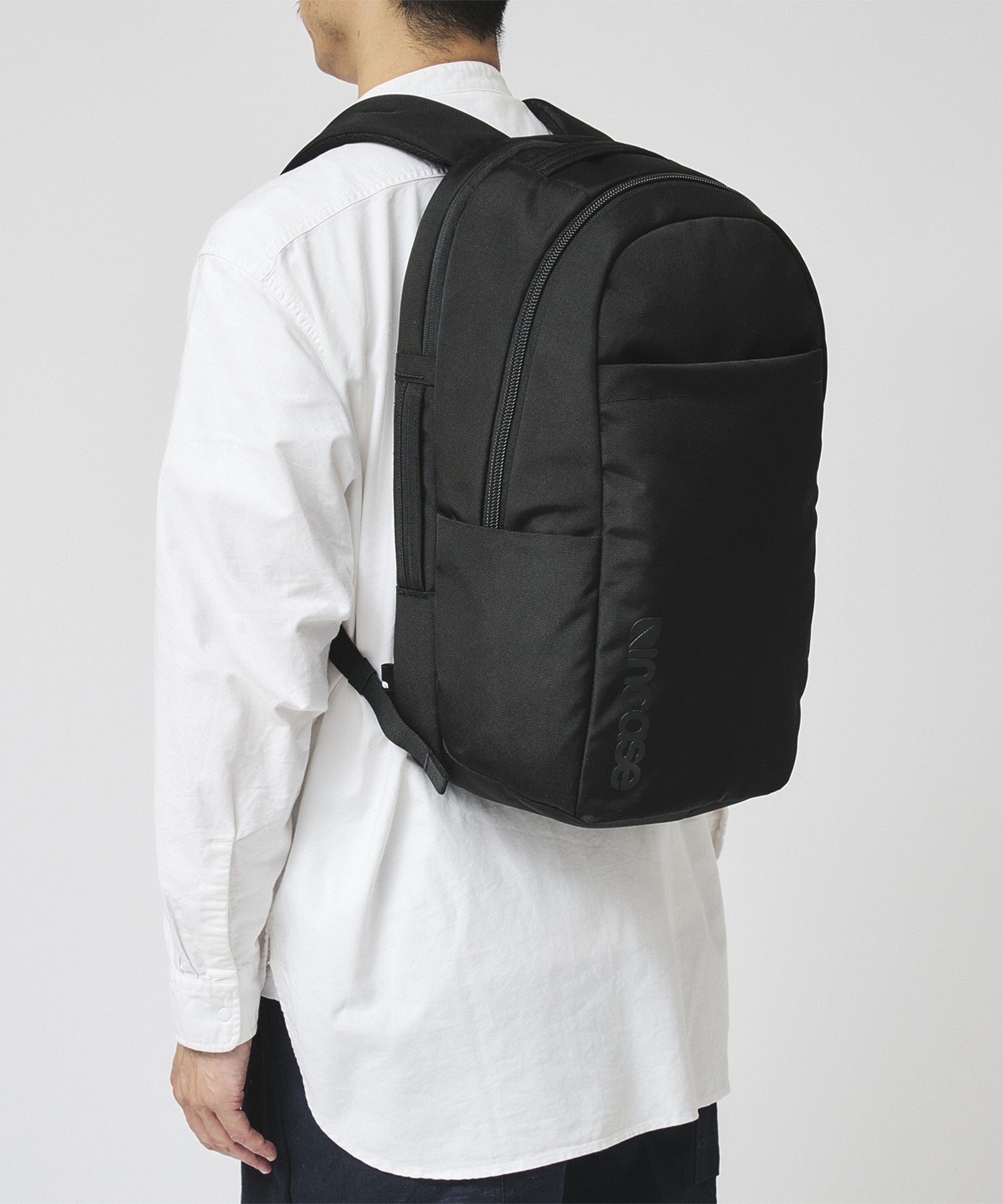 Grid Backpack 23L - Black