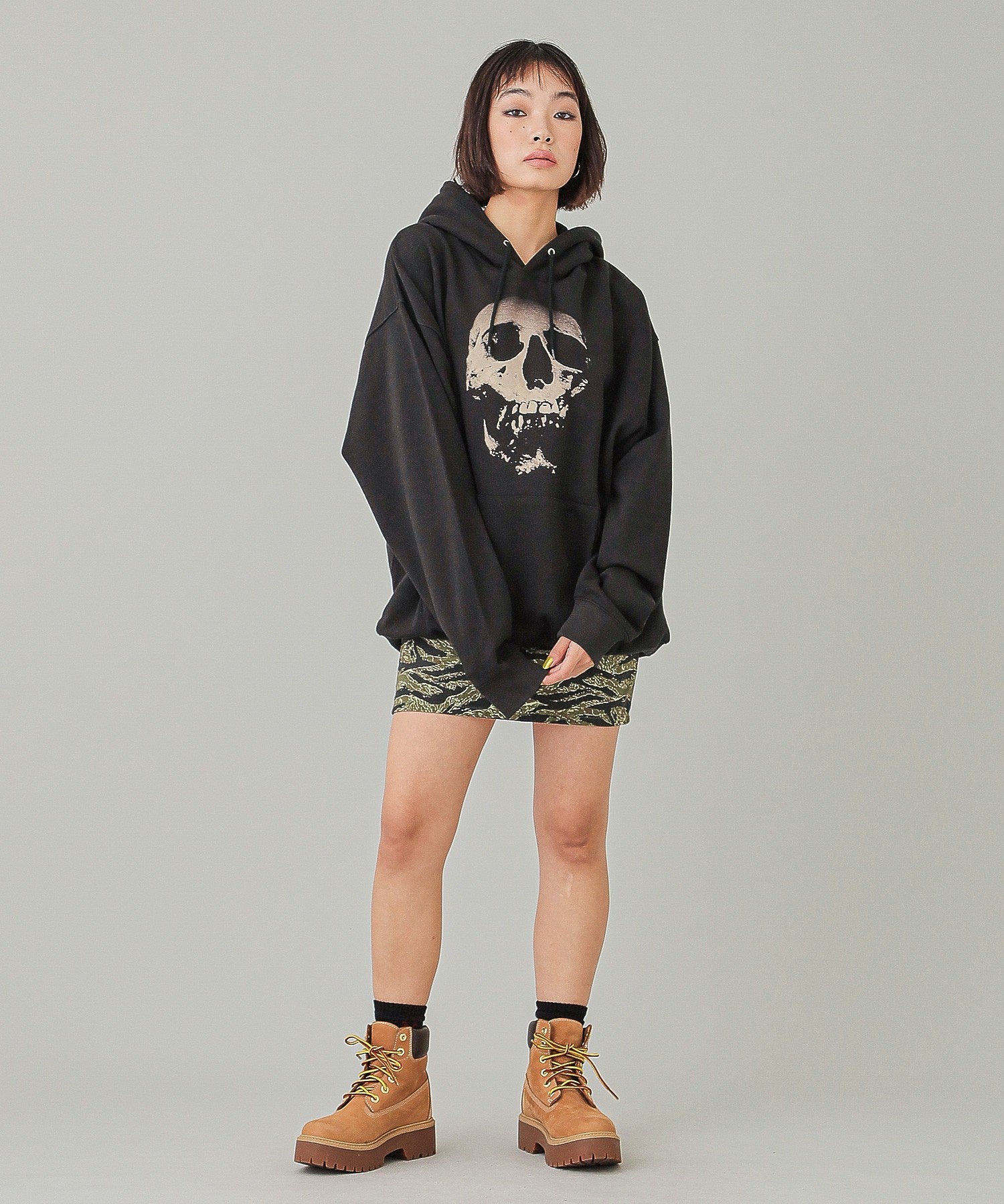 X-girl x HYSTERIC GLAMOUR SCULL AND BERRY HOODIE