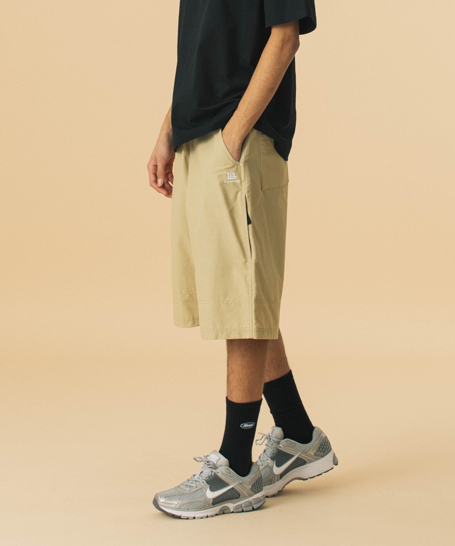 MODEL 身長183cm / 着用サイズ：34inch