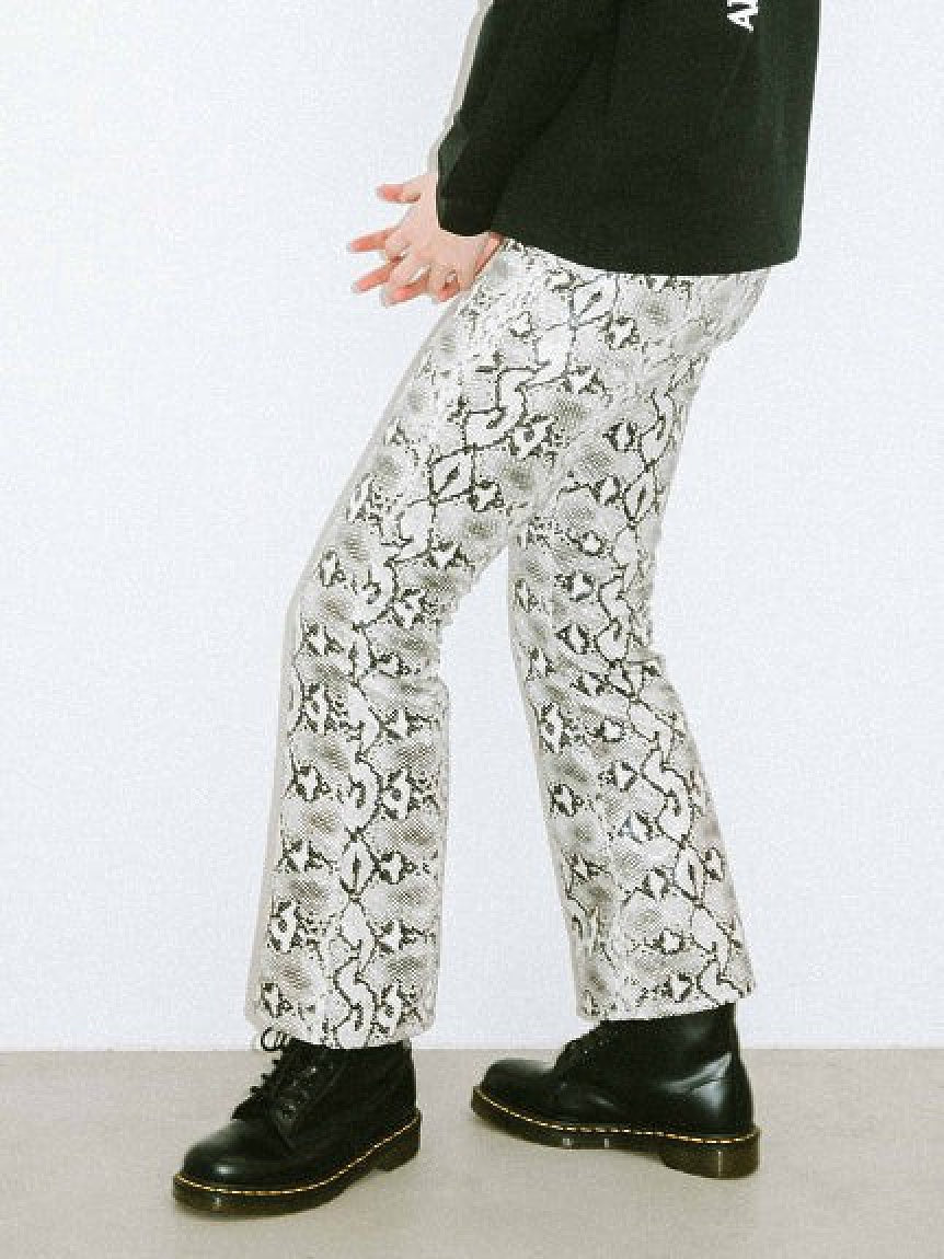 SNAKE PATTERN FLARE PANTS X-girl