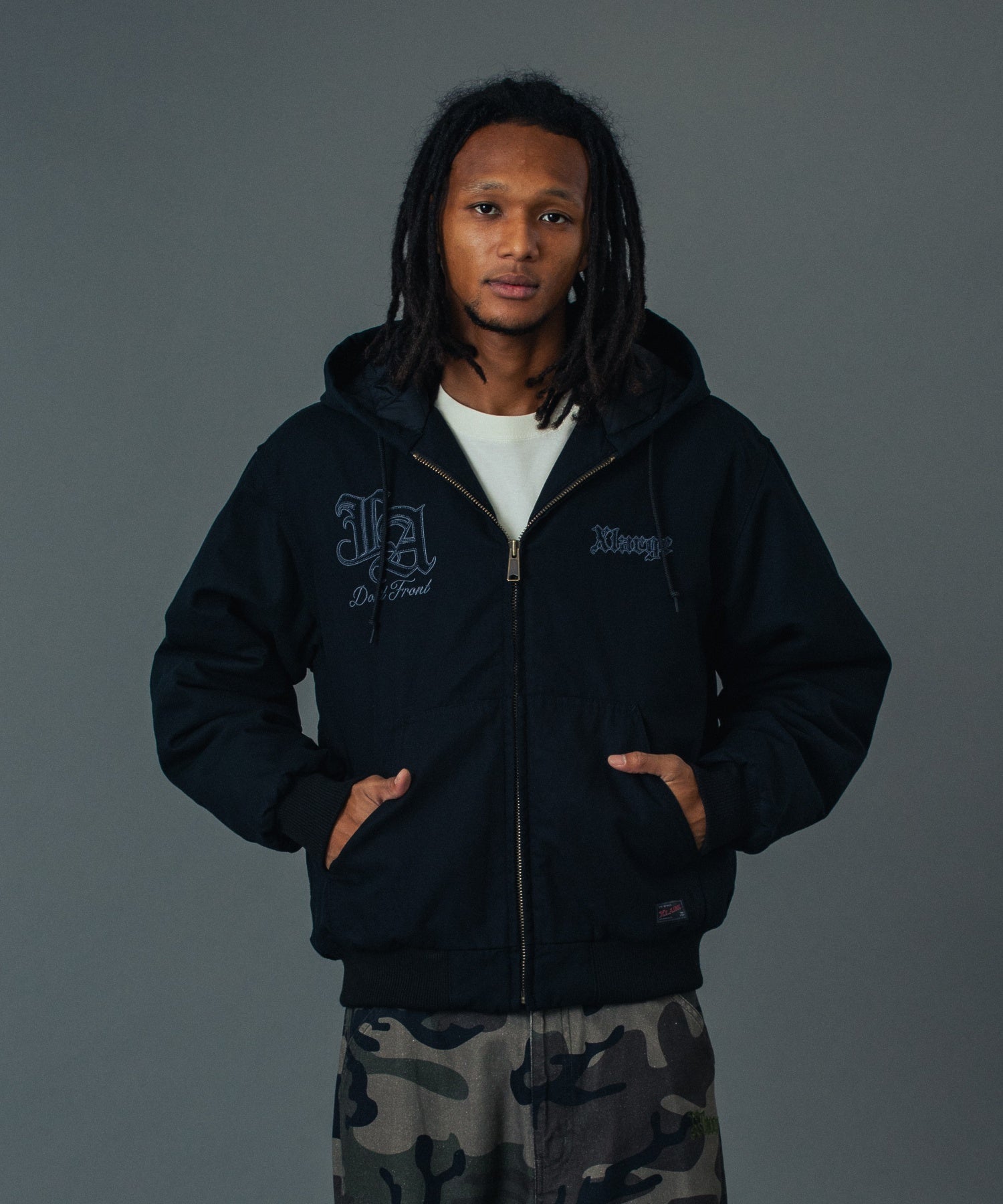 MODEL 身長185cm / 着用サイズ：Lサイズ