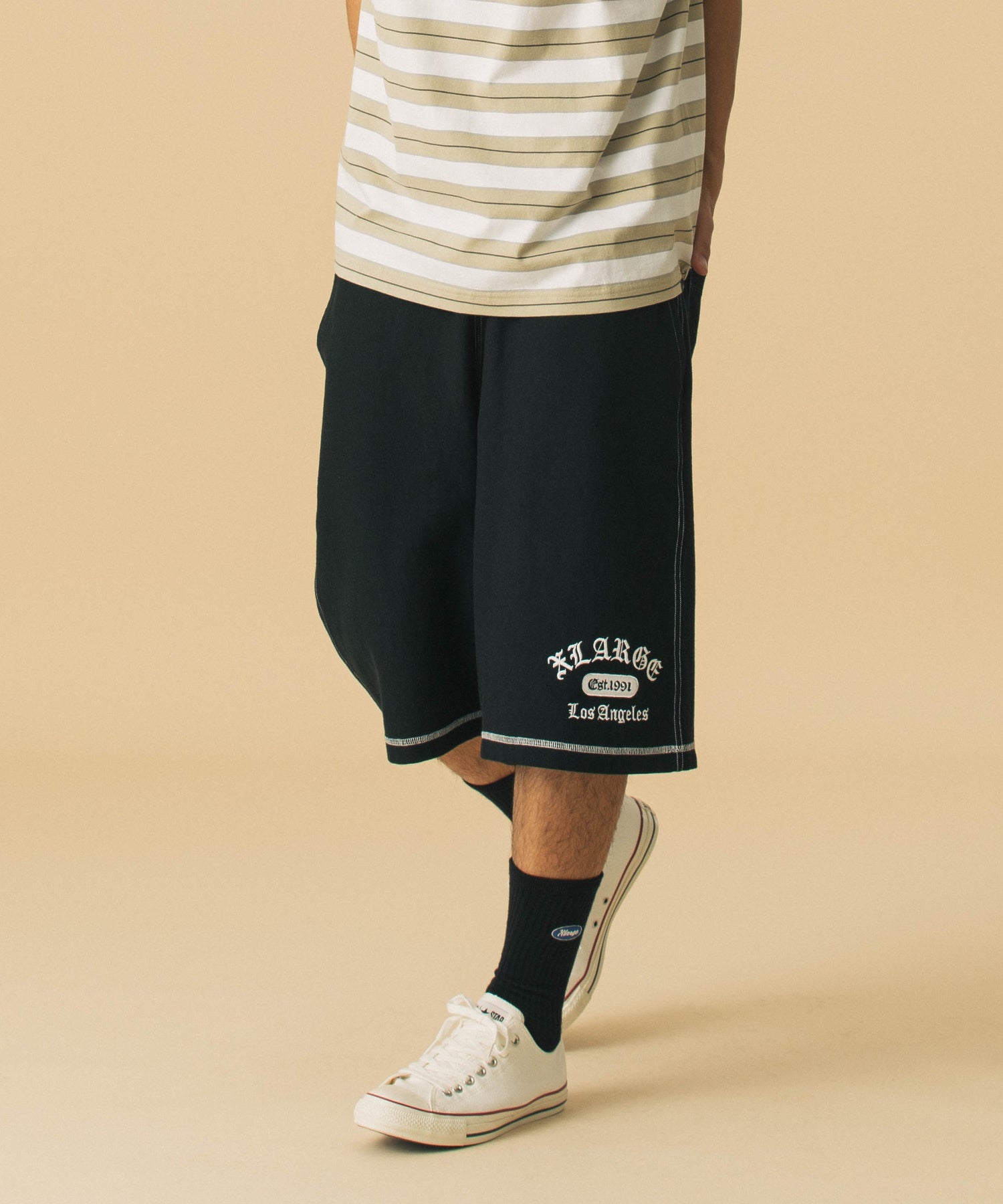 MODEL 身長180cm / 着用サイズ：Lサイズ