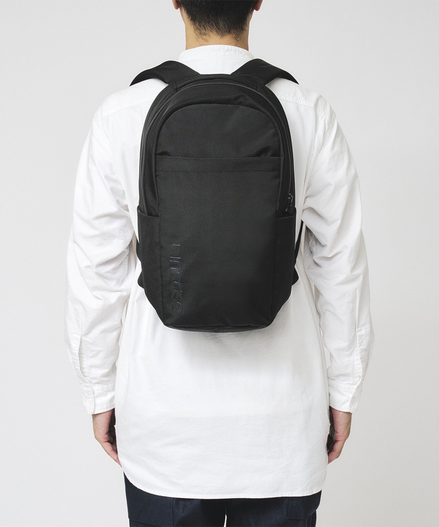 Grid Backpack 18L - Black