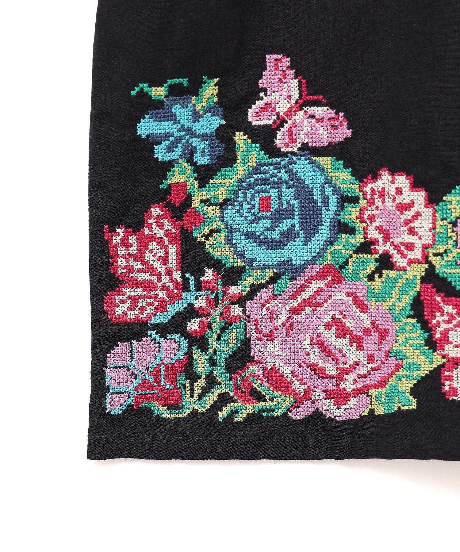 FLOWER EMBROIDARY SHIRT