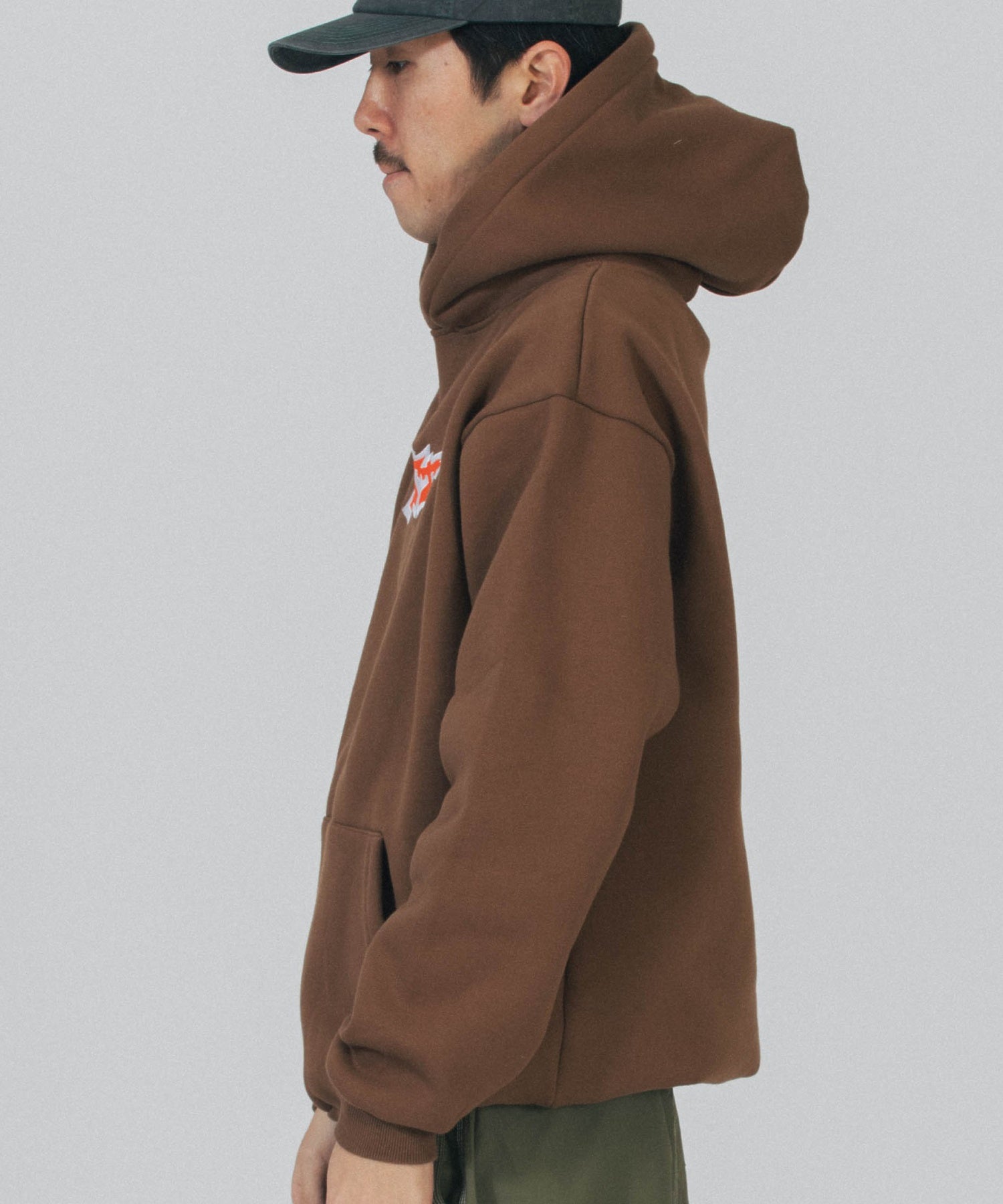 model：175cm / 着用サイズ：Mサイズ