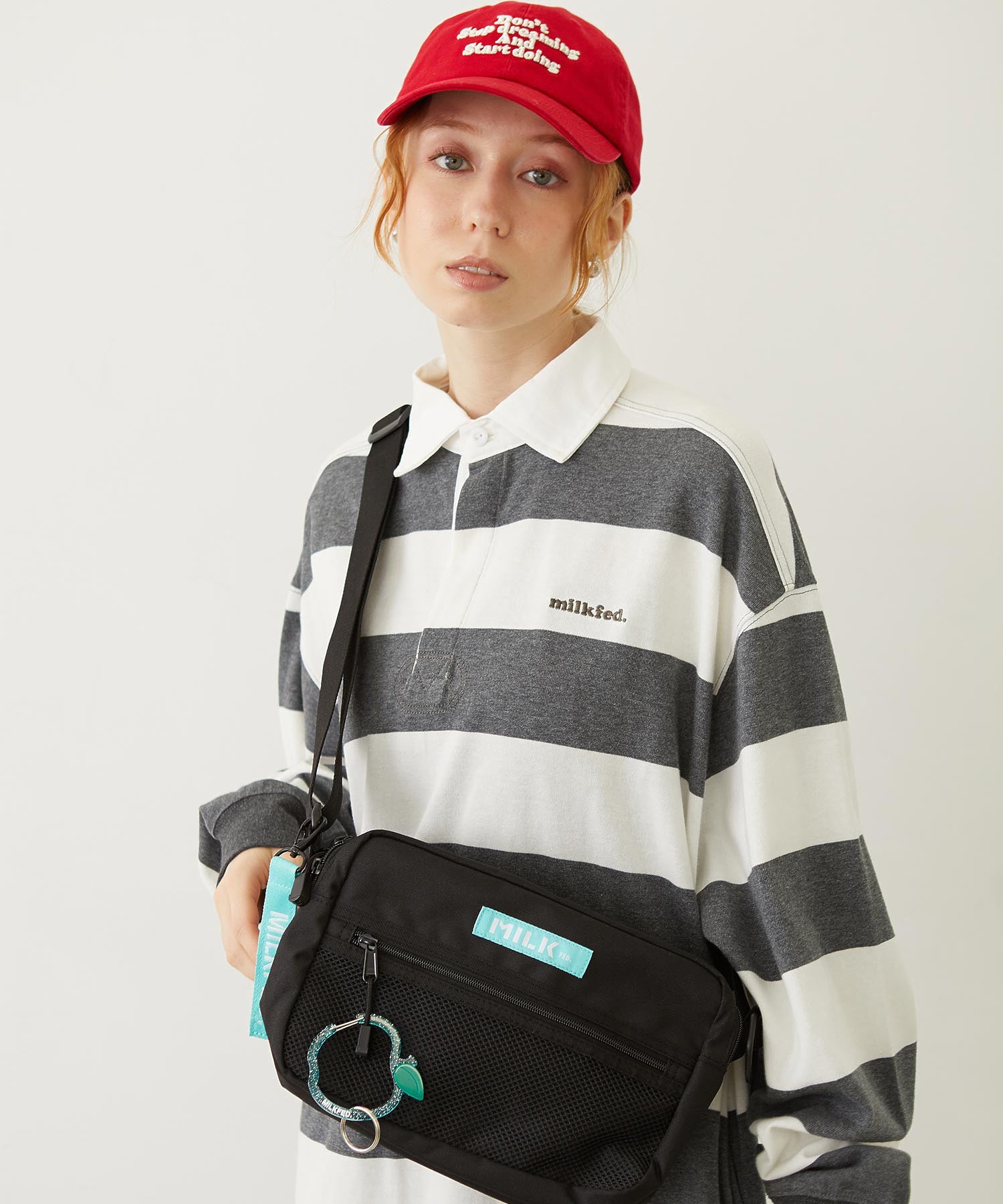 GLITTER APPLE CARABINER