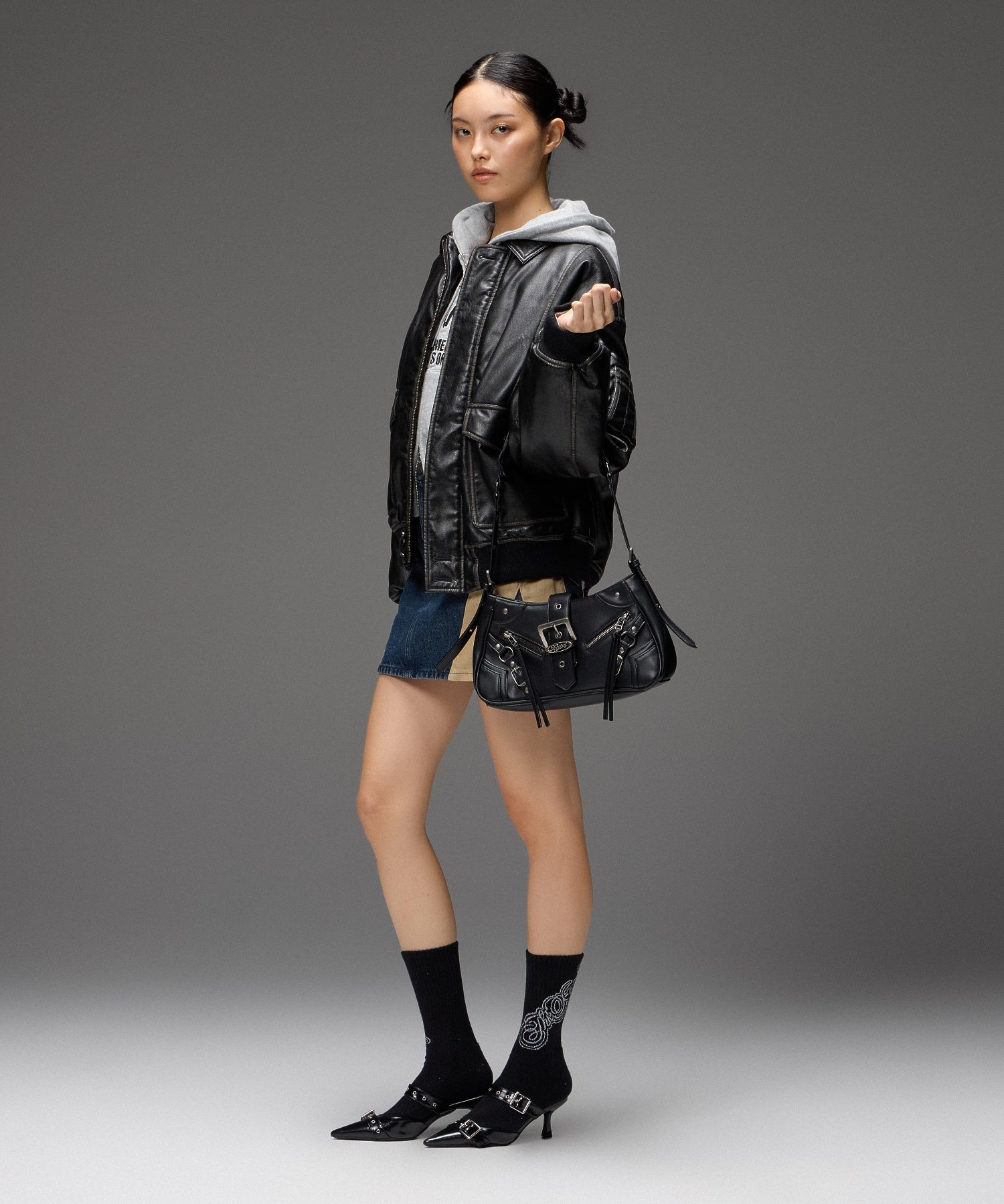 DETACHABLE FAUX FUR COLLAR PATCHED LOGO JACKET