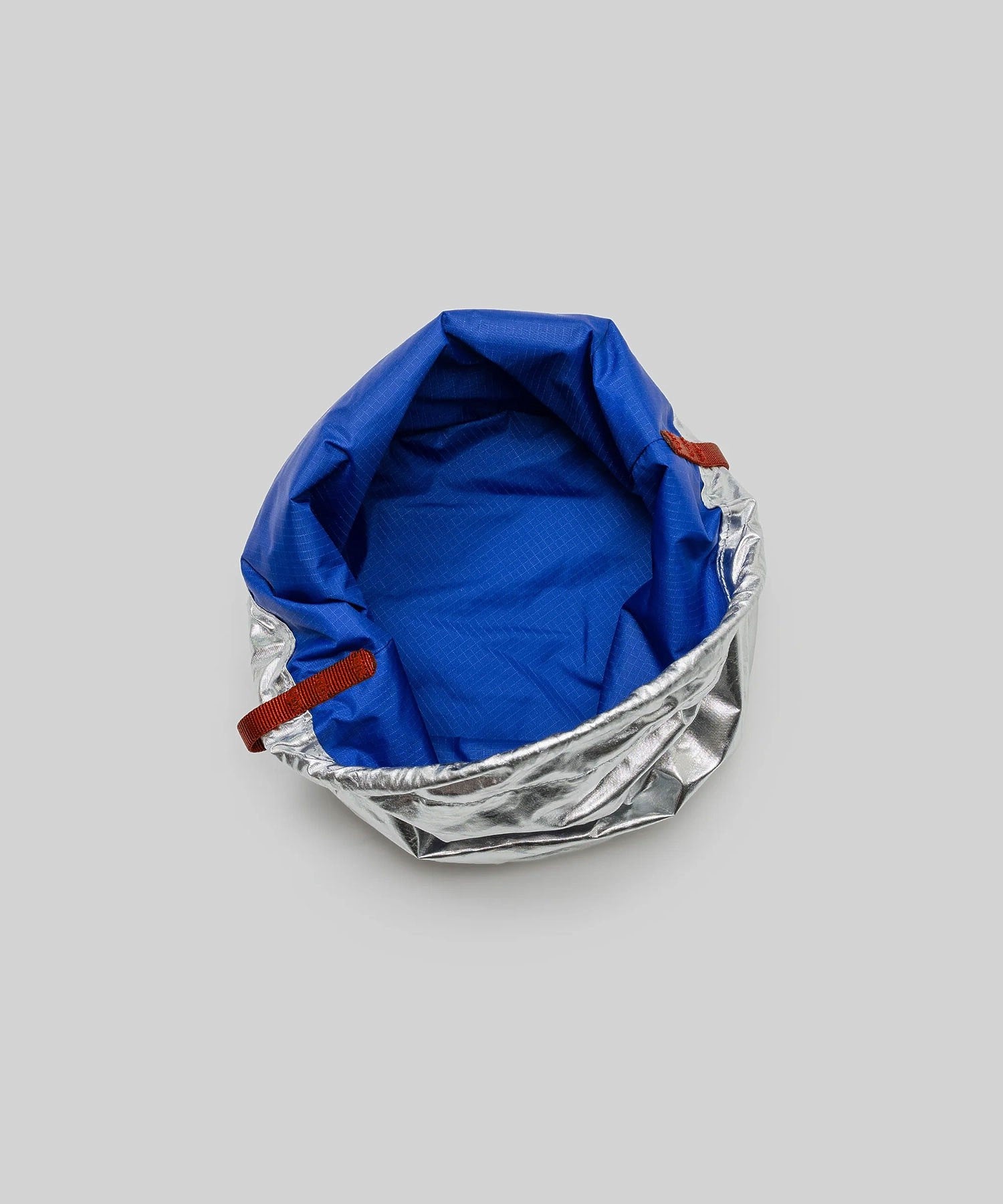 Topologie/REVERSIBLE BUCKET