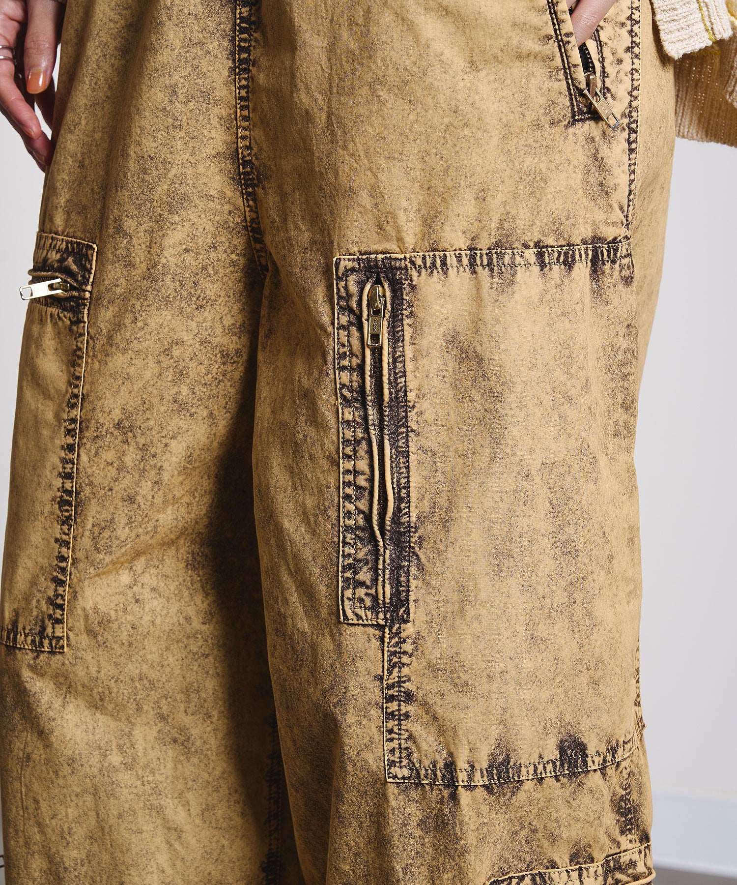 CREOLME/MILITARY WIDE LEG PANTS