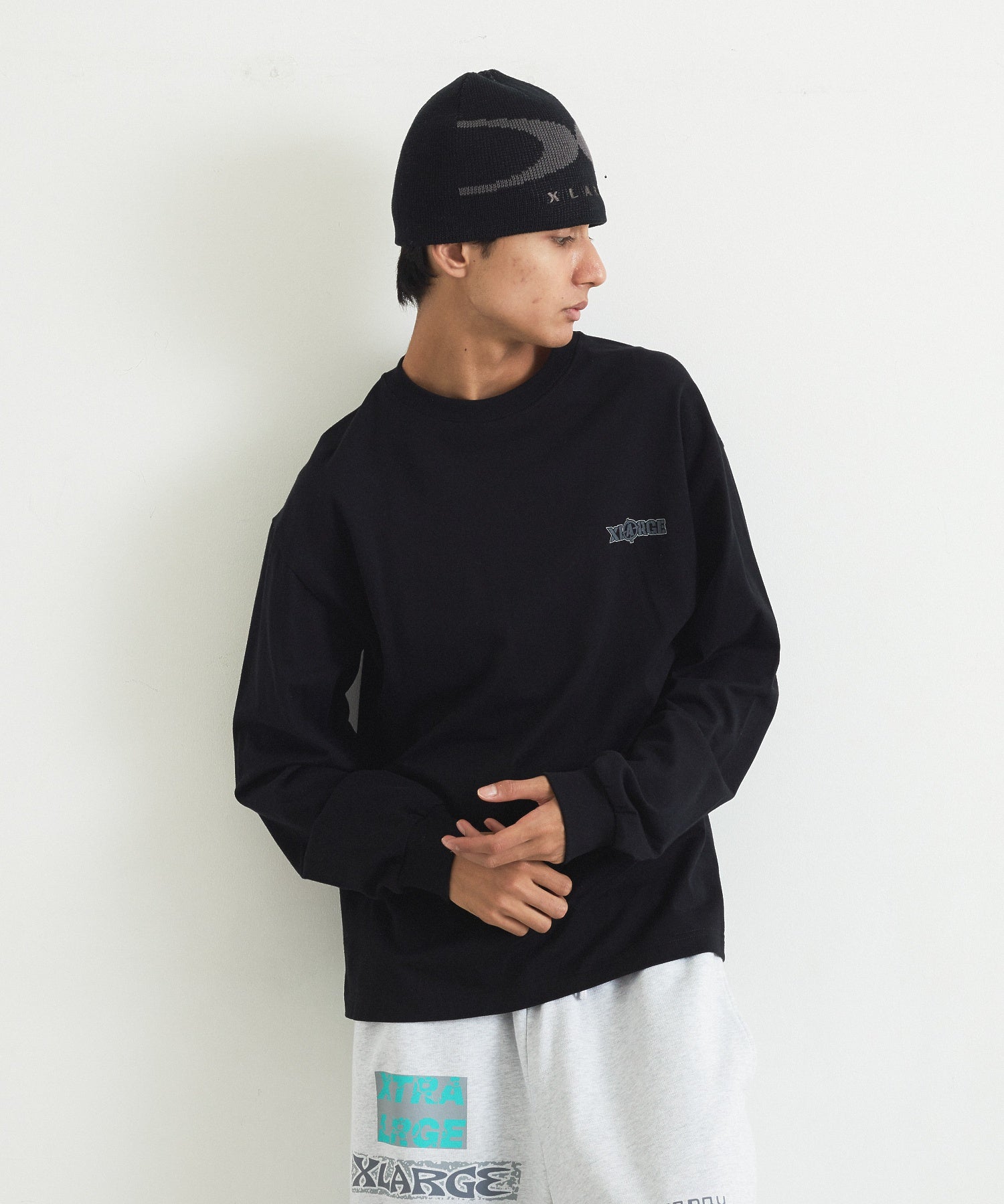 X LOGO BEANIE