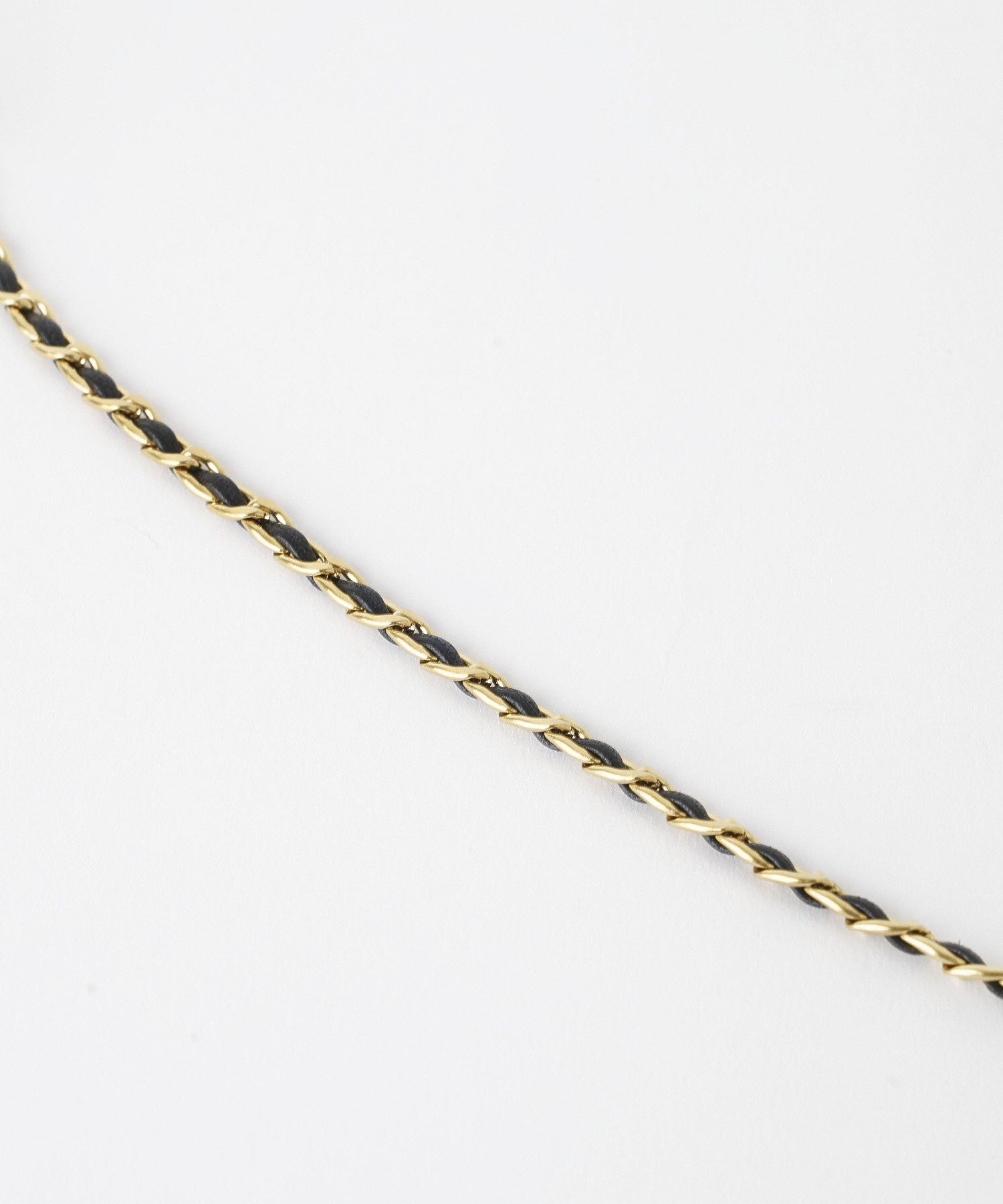 フェイクレザーミックスチェーンネックレス