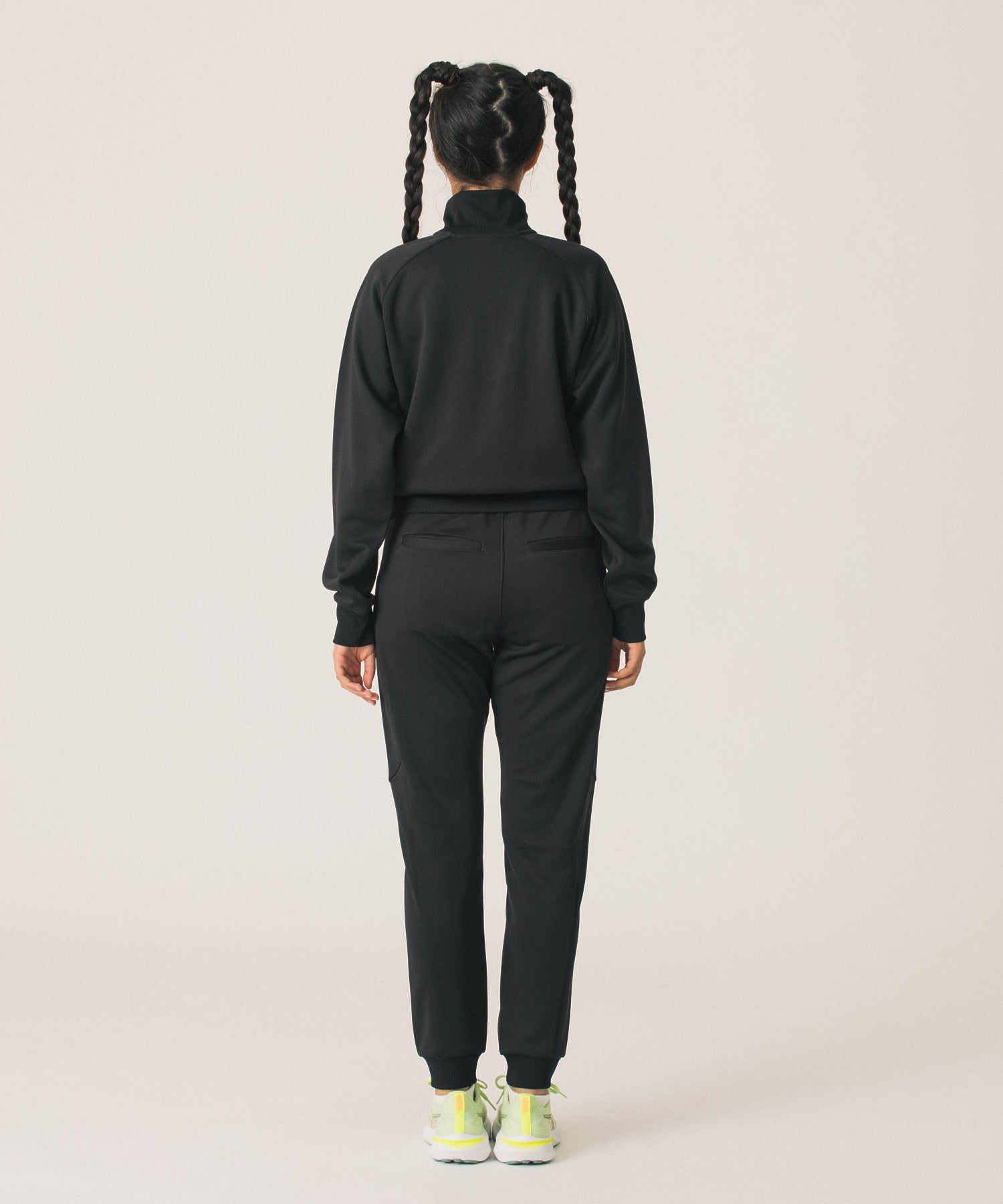 SHORT TRACK JACKET