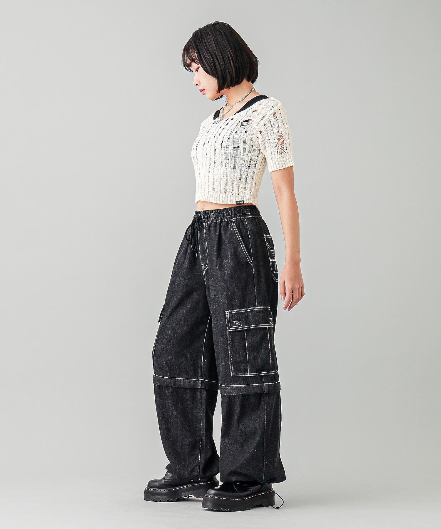 DISTRESSED TAPE YARN KNIT TOP