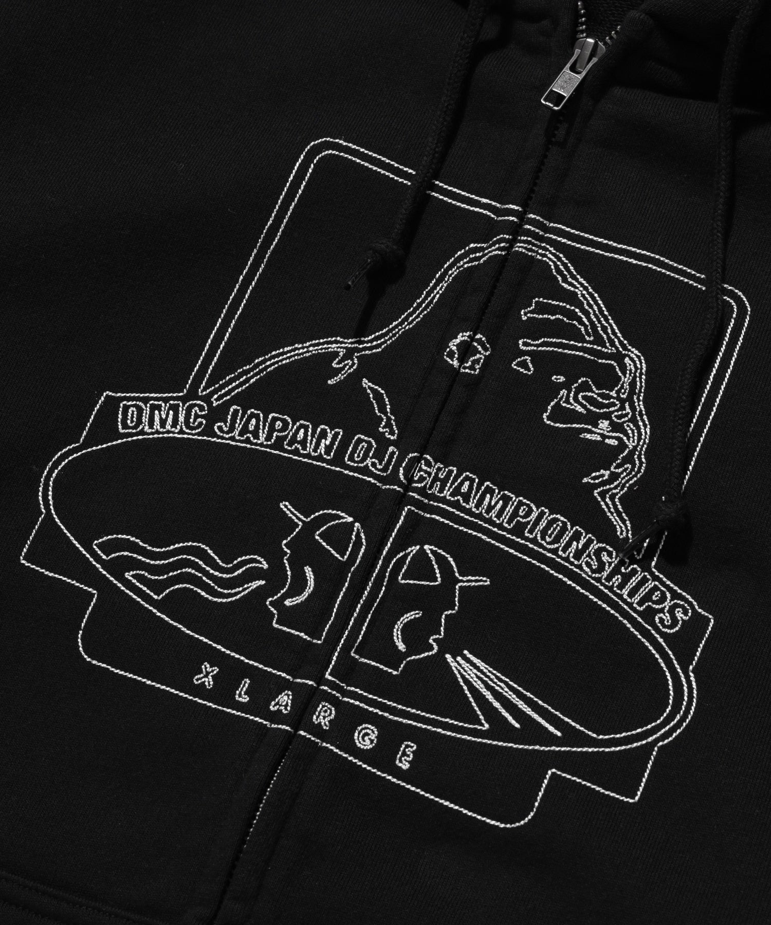 XLARGE×DMC ZIP UP HOODED SWEATSHIRT
