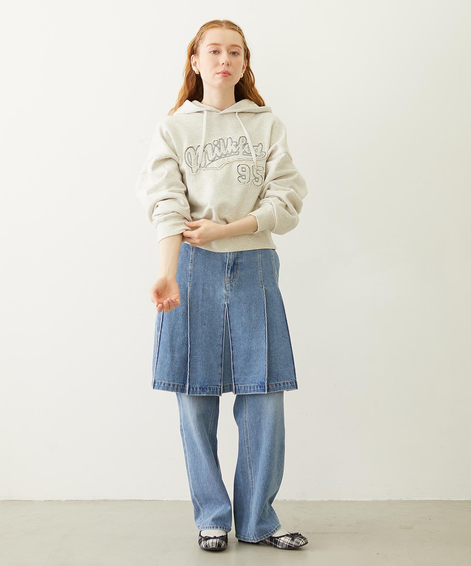 PLEATED DENIM SKIRT