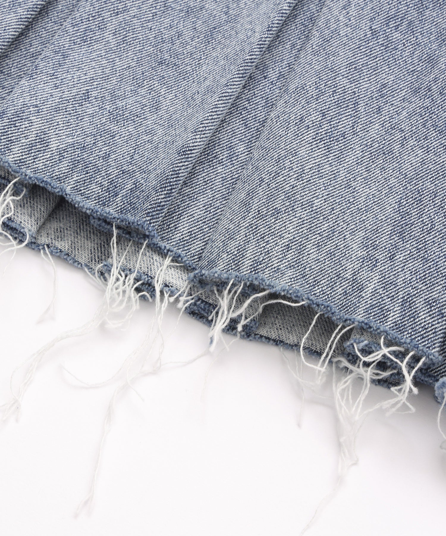 BOX PLEAT DENIM MINI SKIRT