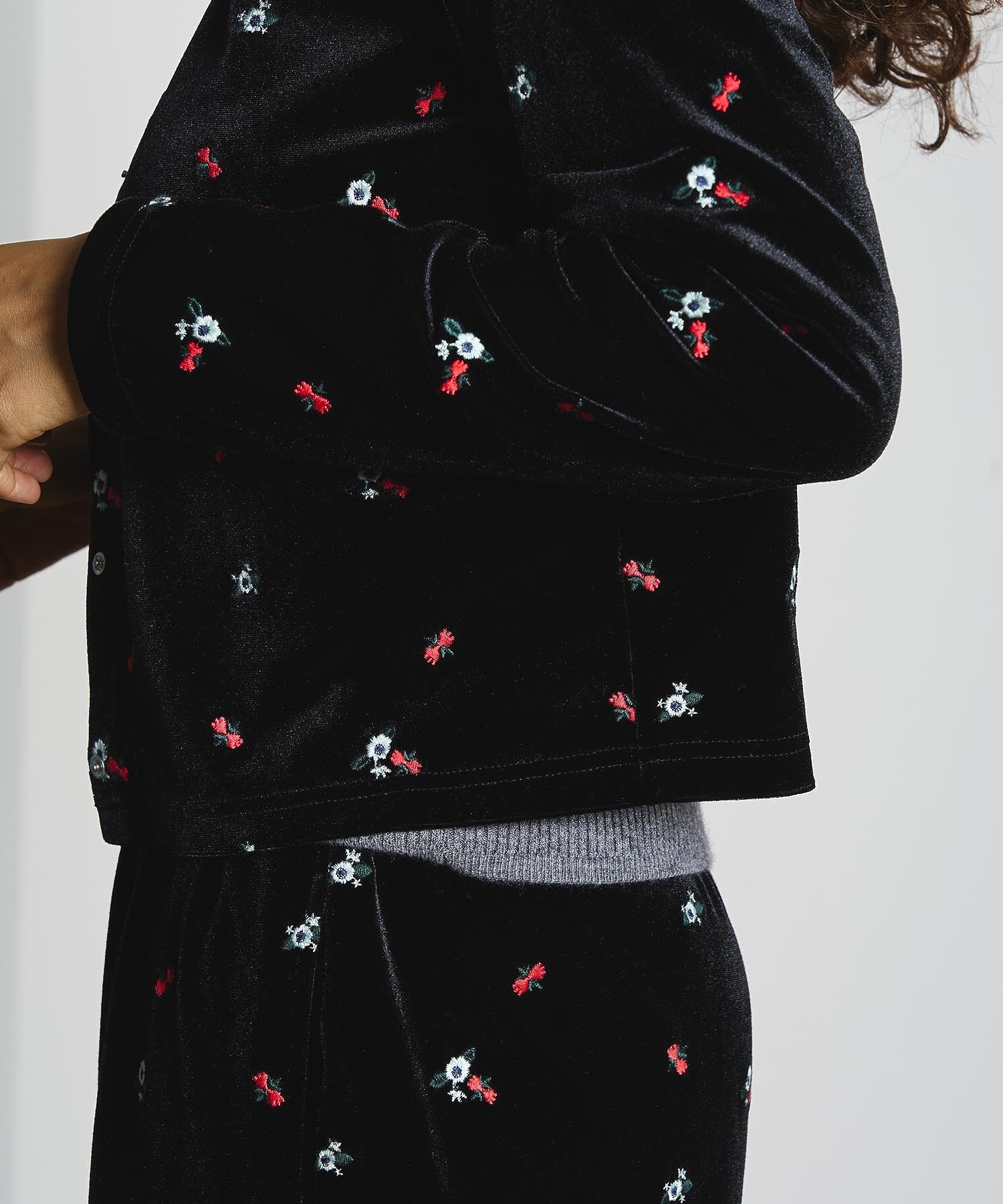 EMBROIDERY VELOUR CARDIGAN