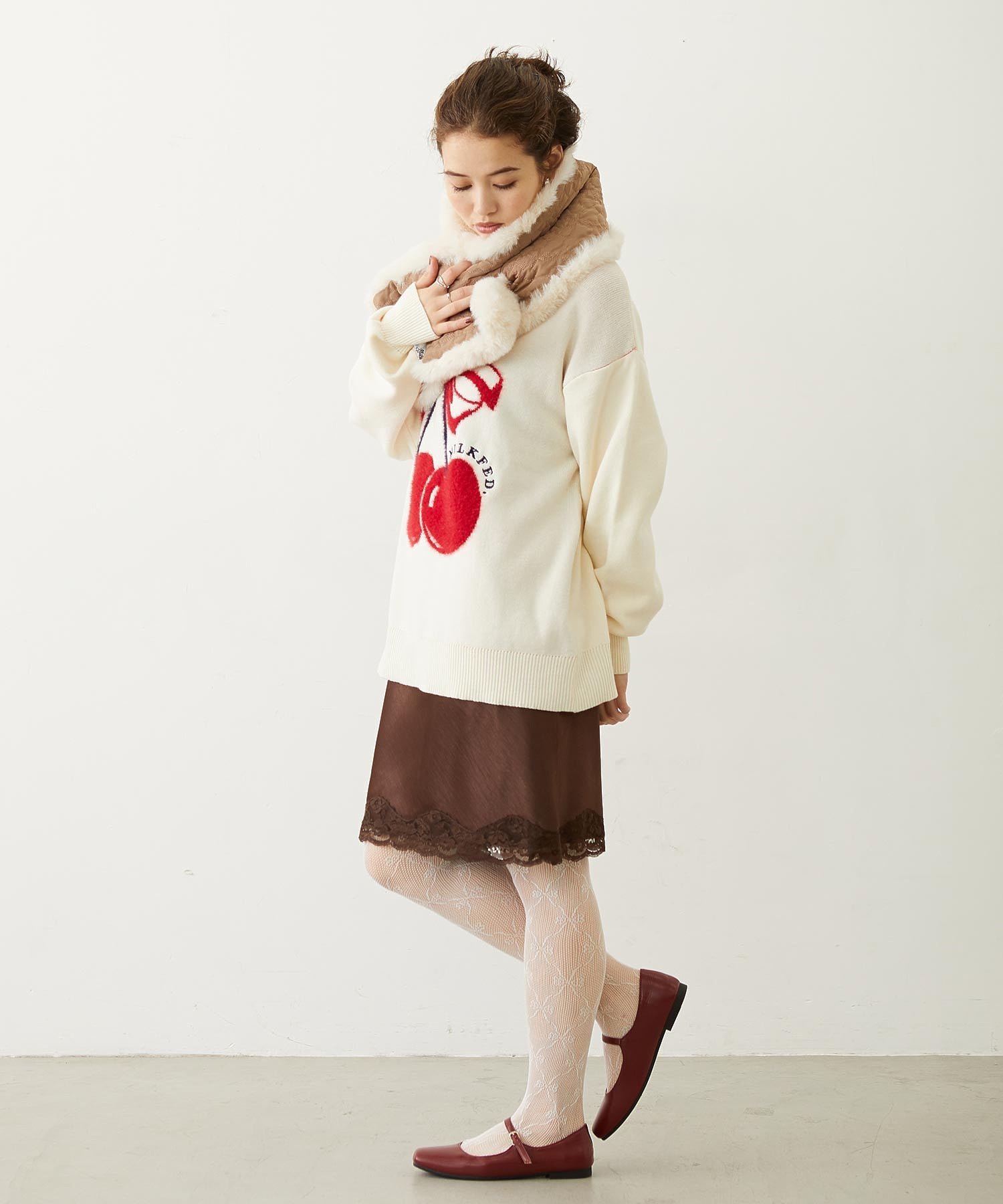 CHERRY QUILTED REVERSIBLE NYLON SCARF