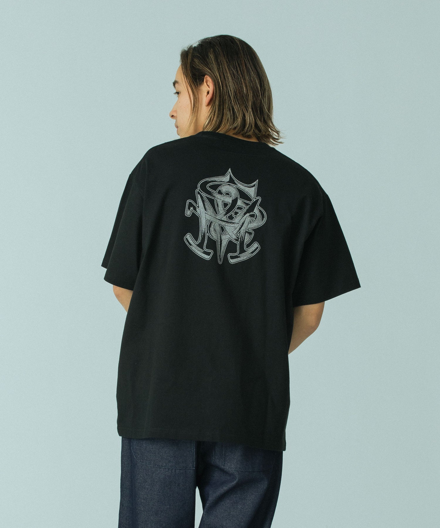 model：H174 着用サイズ：L