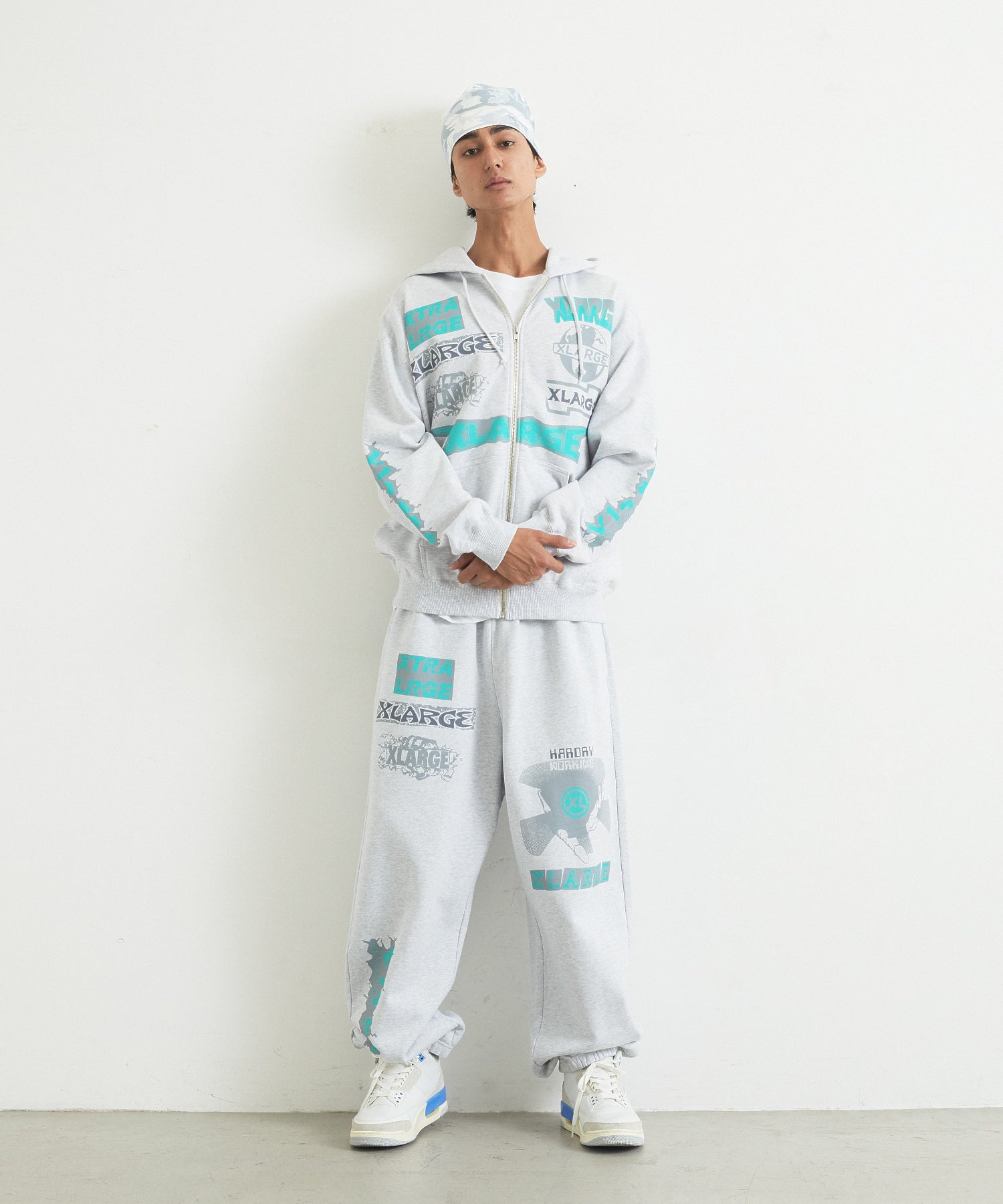 MULTI LOGO SWEATPANTS