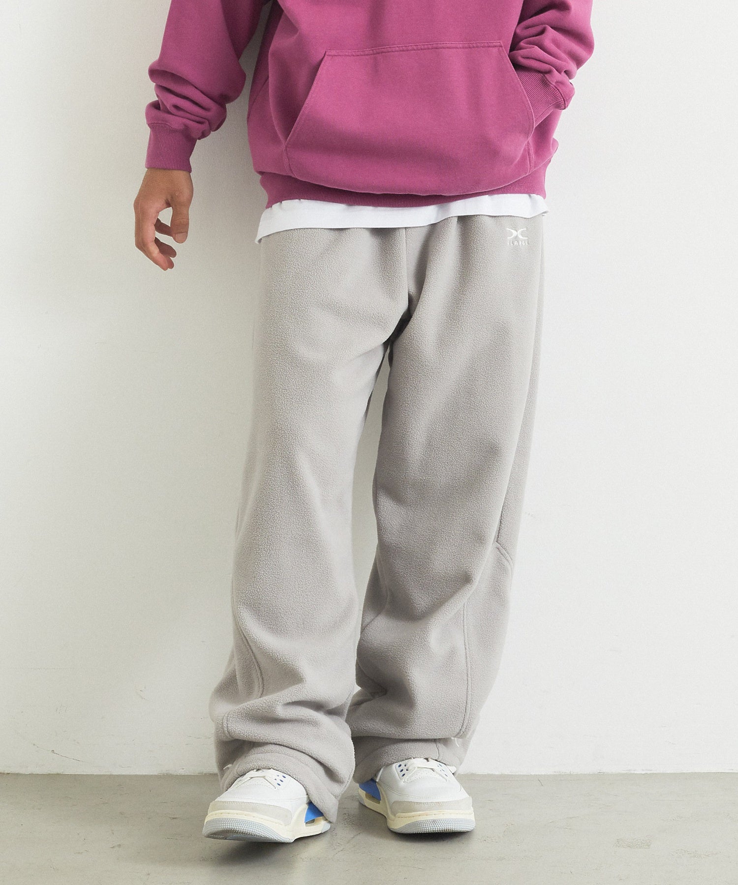 MODEL身長：172cm / 着用サイズ：Lサイズ