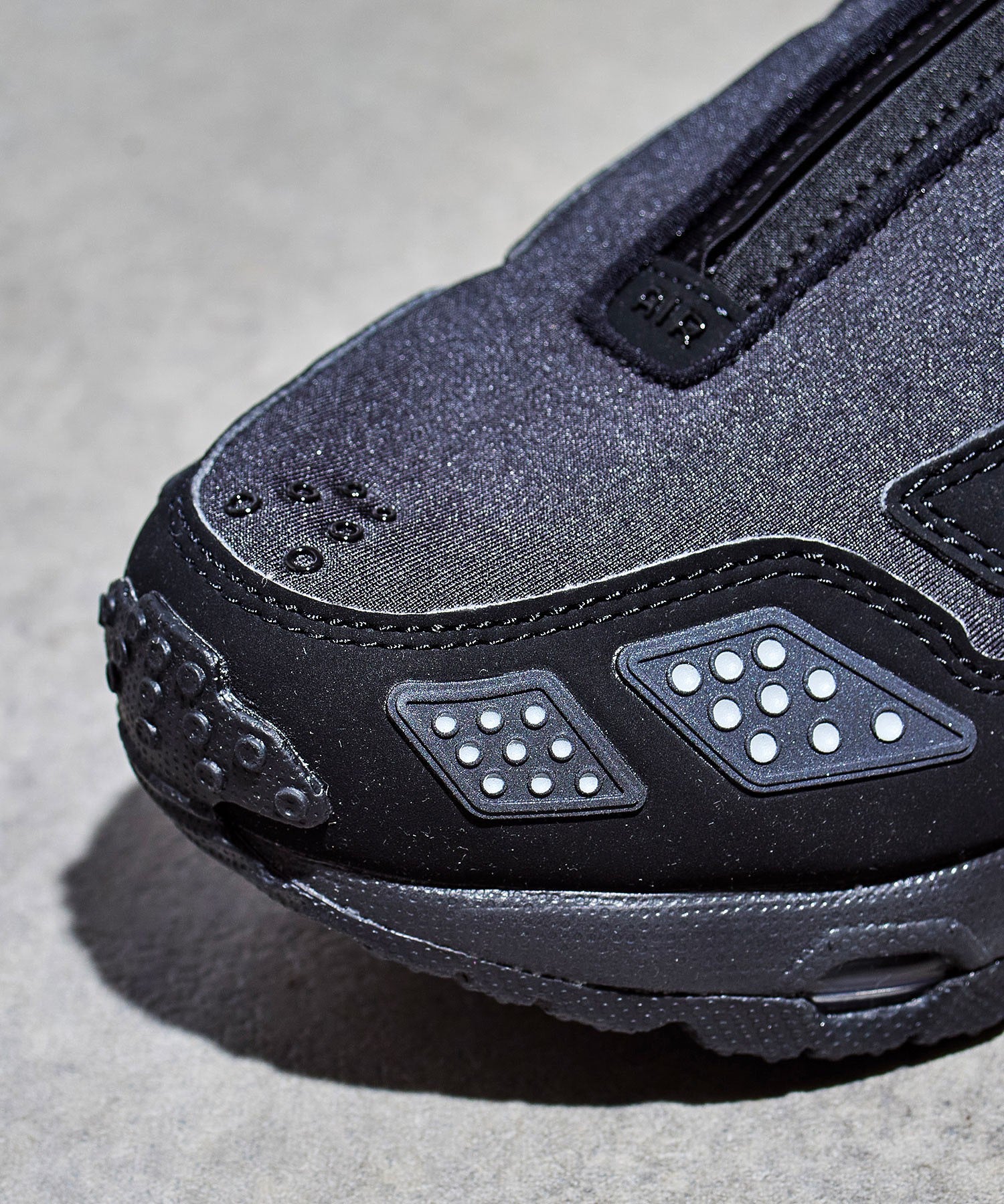 NIKE/AIRMAX SNDR