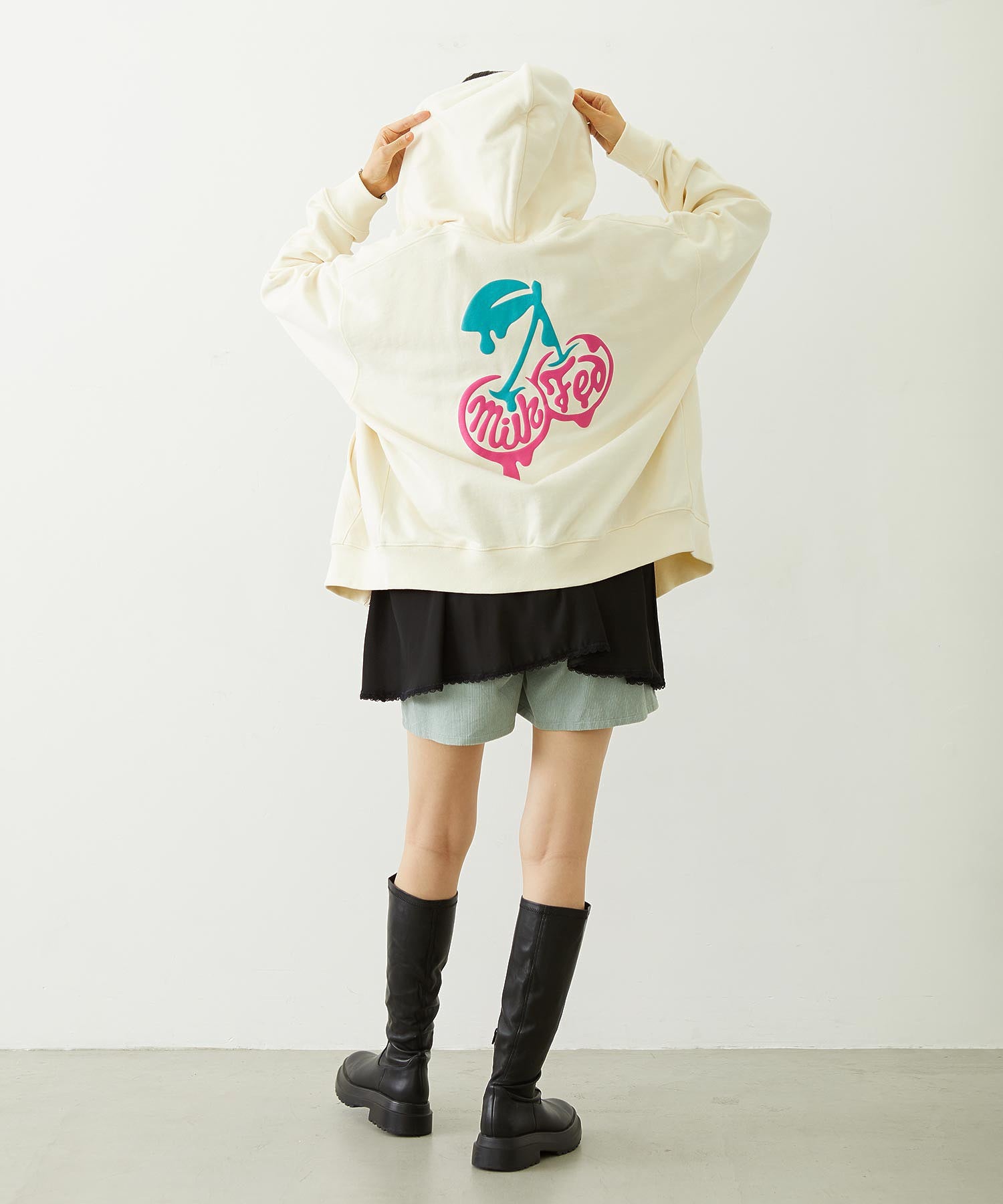 MELTY CHERRY WIDE ZIP UP HOODIE