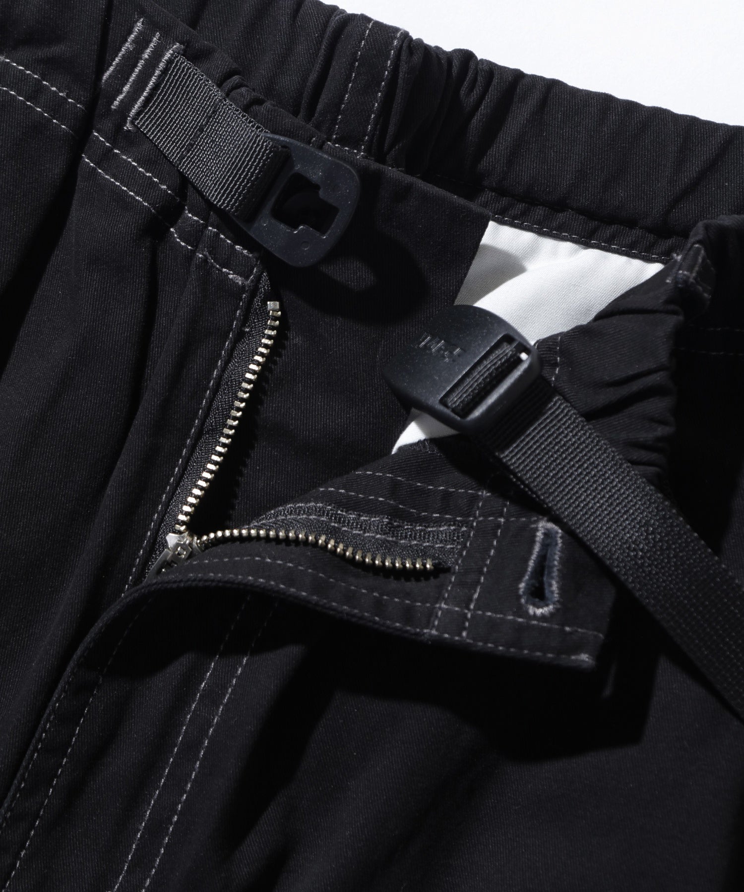 STITCHED RESORT CARGO PANTS