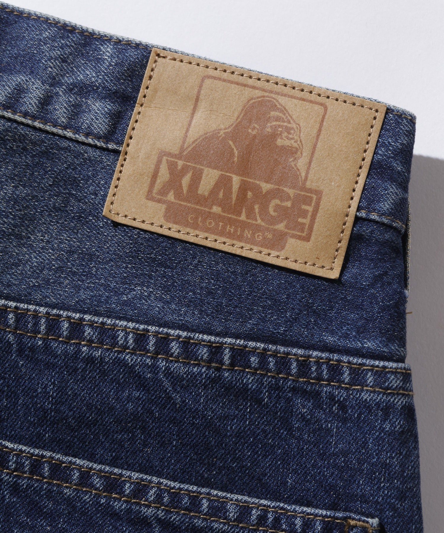 OLD ENGLISH BAGGY DENIM PANTS