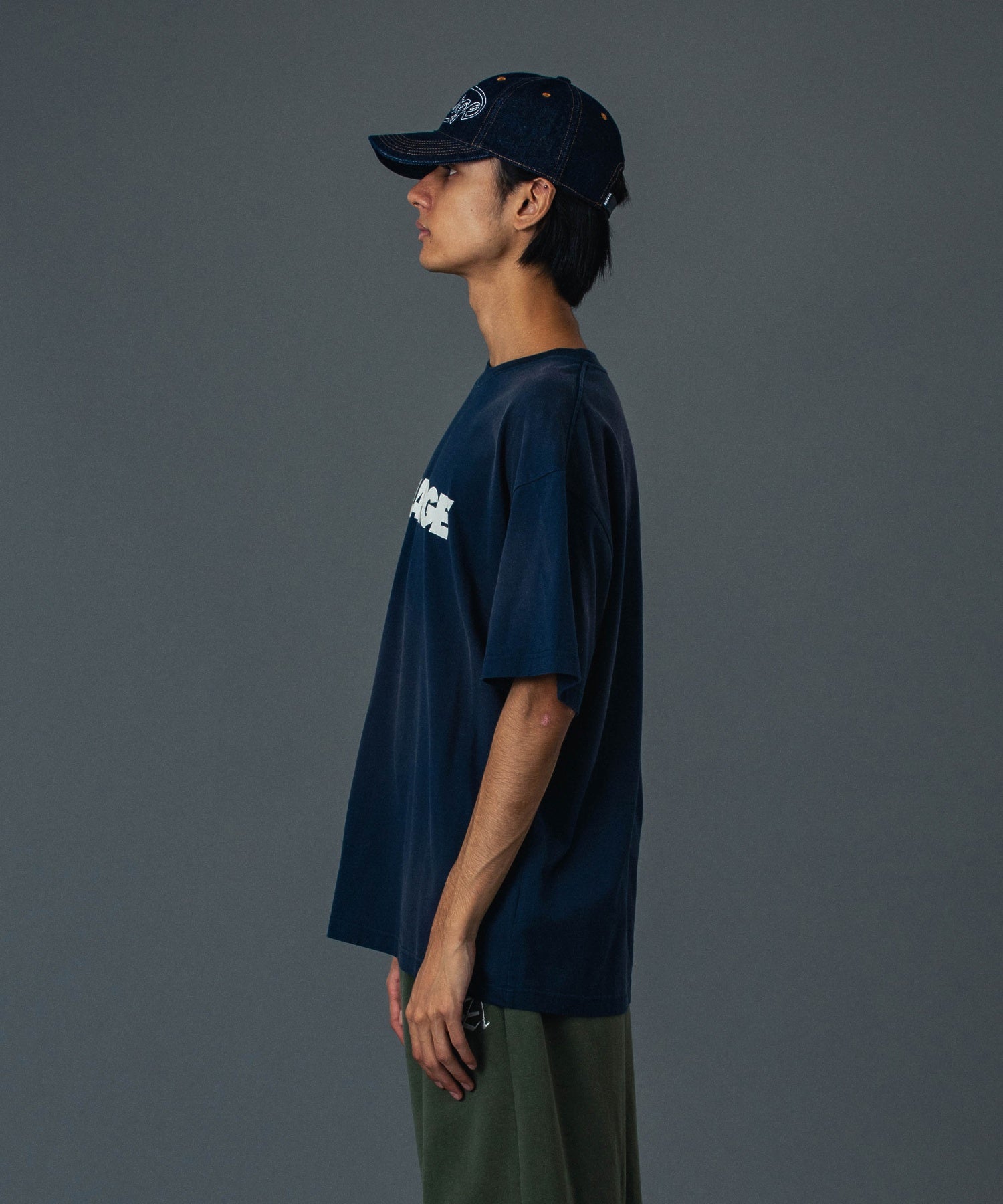 DISCHARGE PRINTED STANDARD LOGO S/S TEE