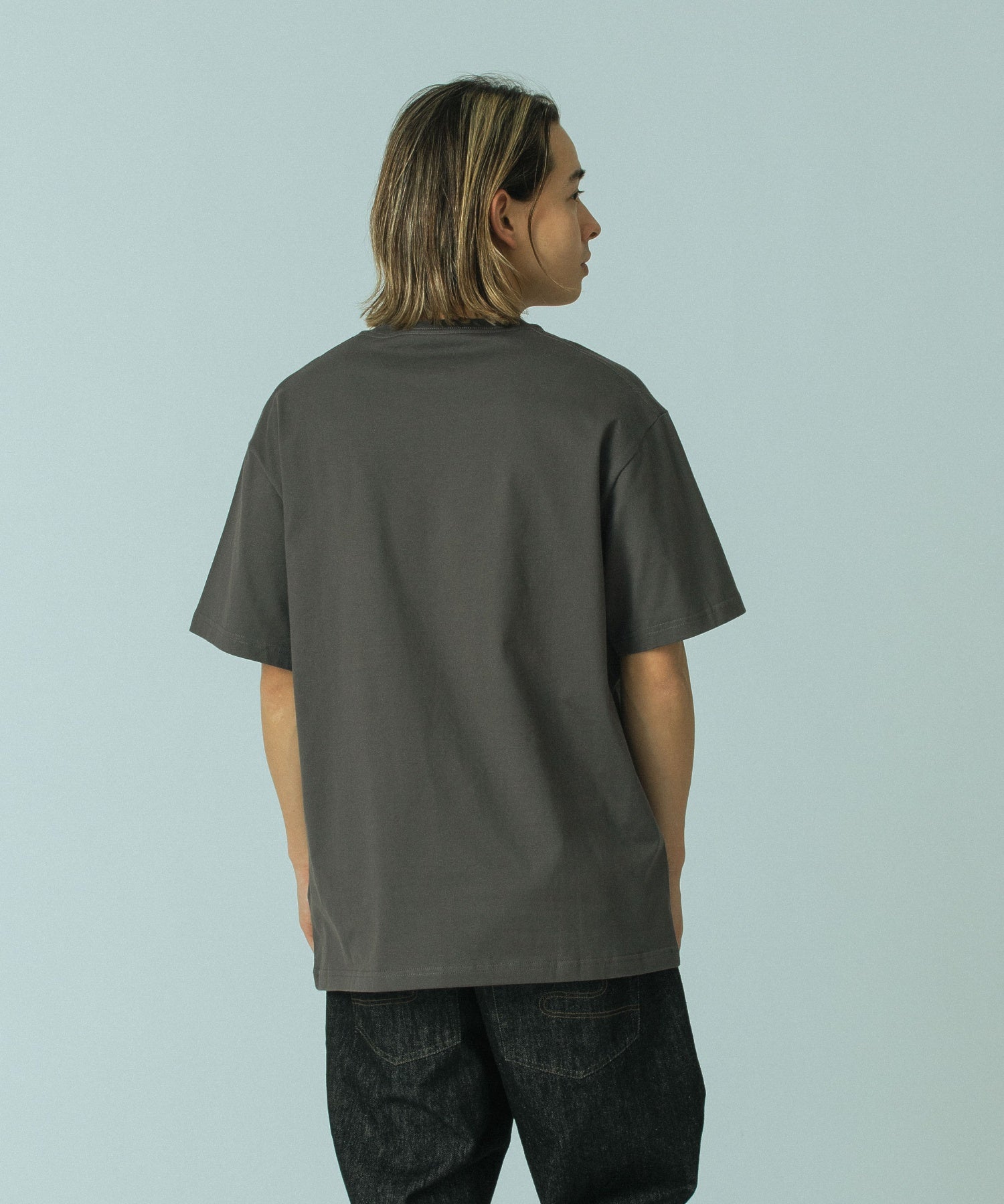 model：H174 着用サイズ：L